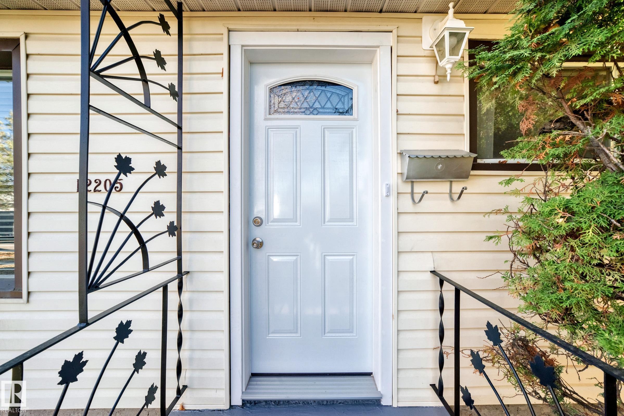 12205 37 Street NW, Bergman, Edmonton