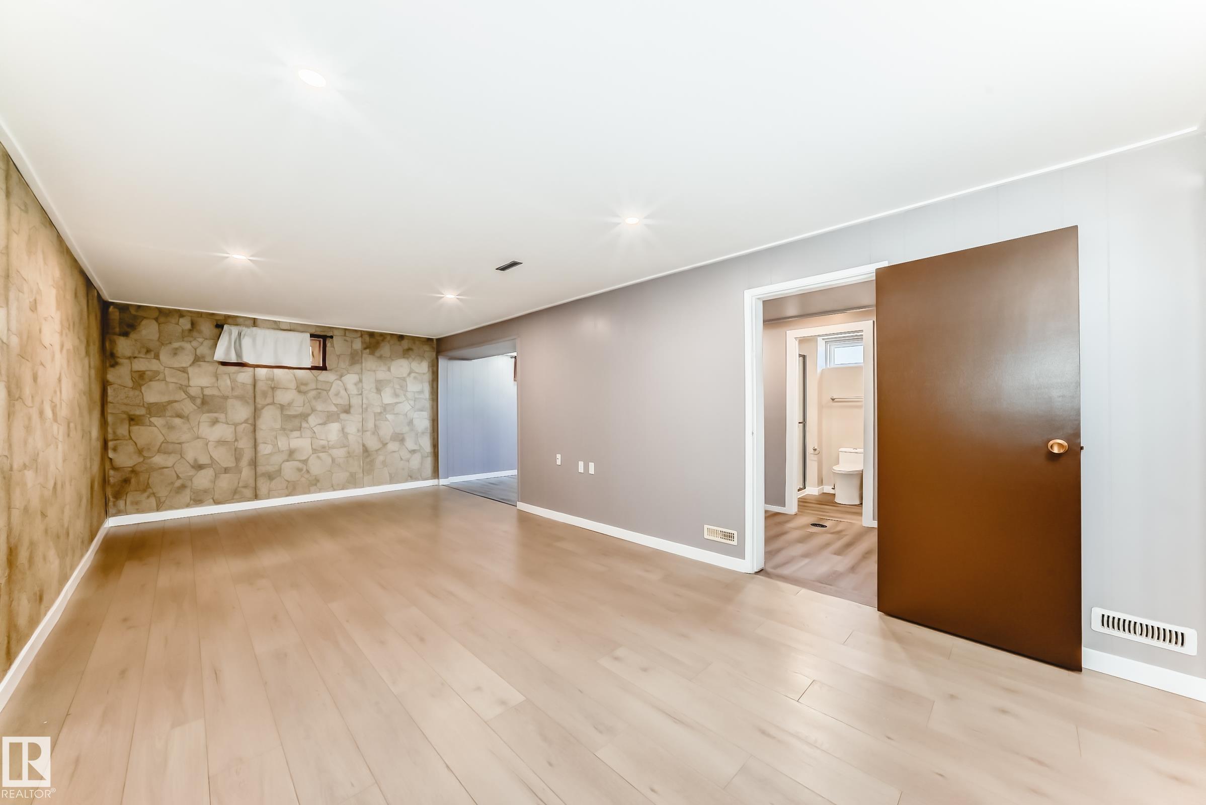 Photo 34 at 12205 37 Street NW, Bergman, Edmonton