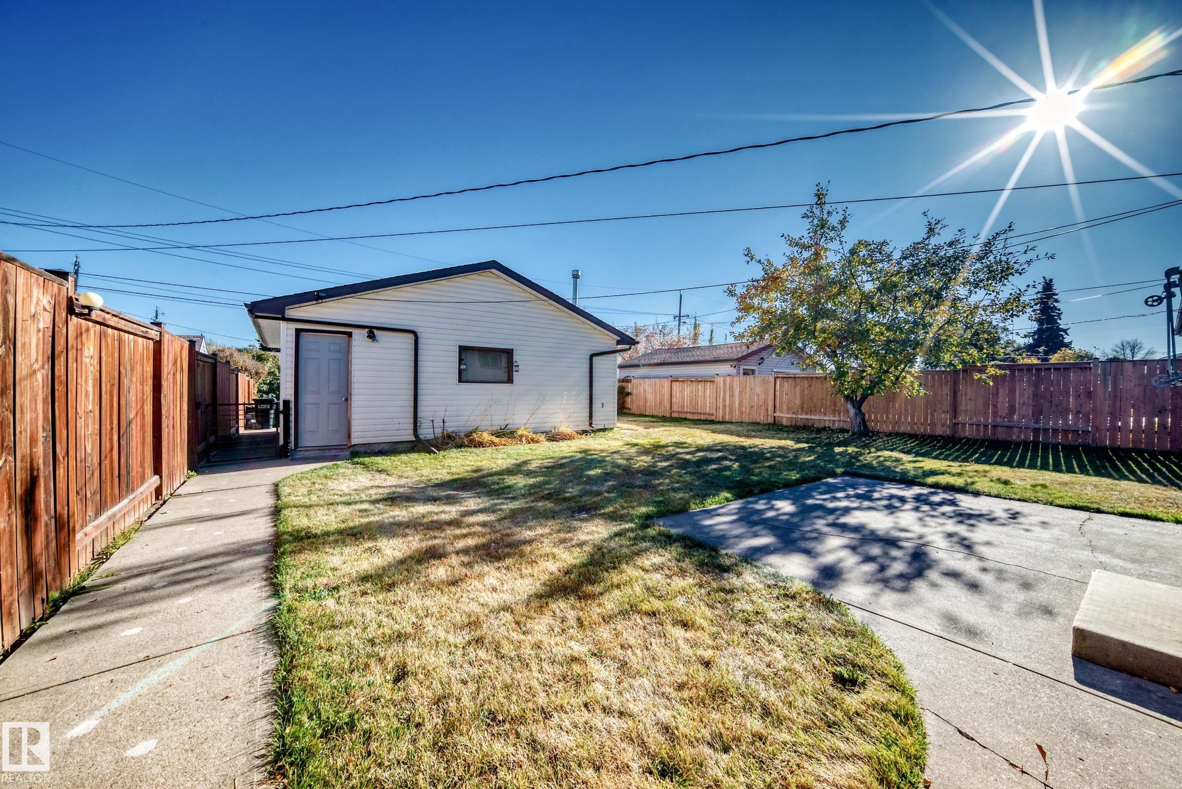 Photo 51 at 12205 37 Street NW, Bergman, Edmonton