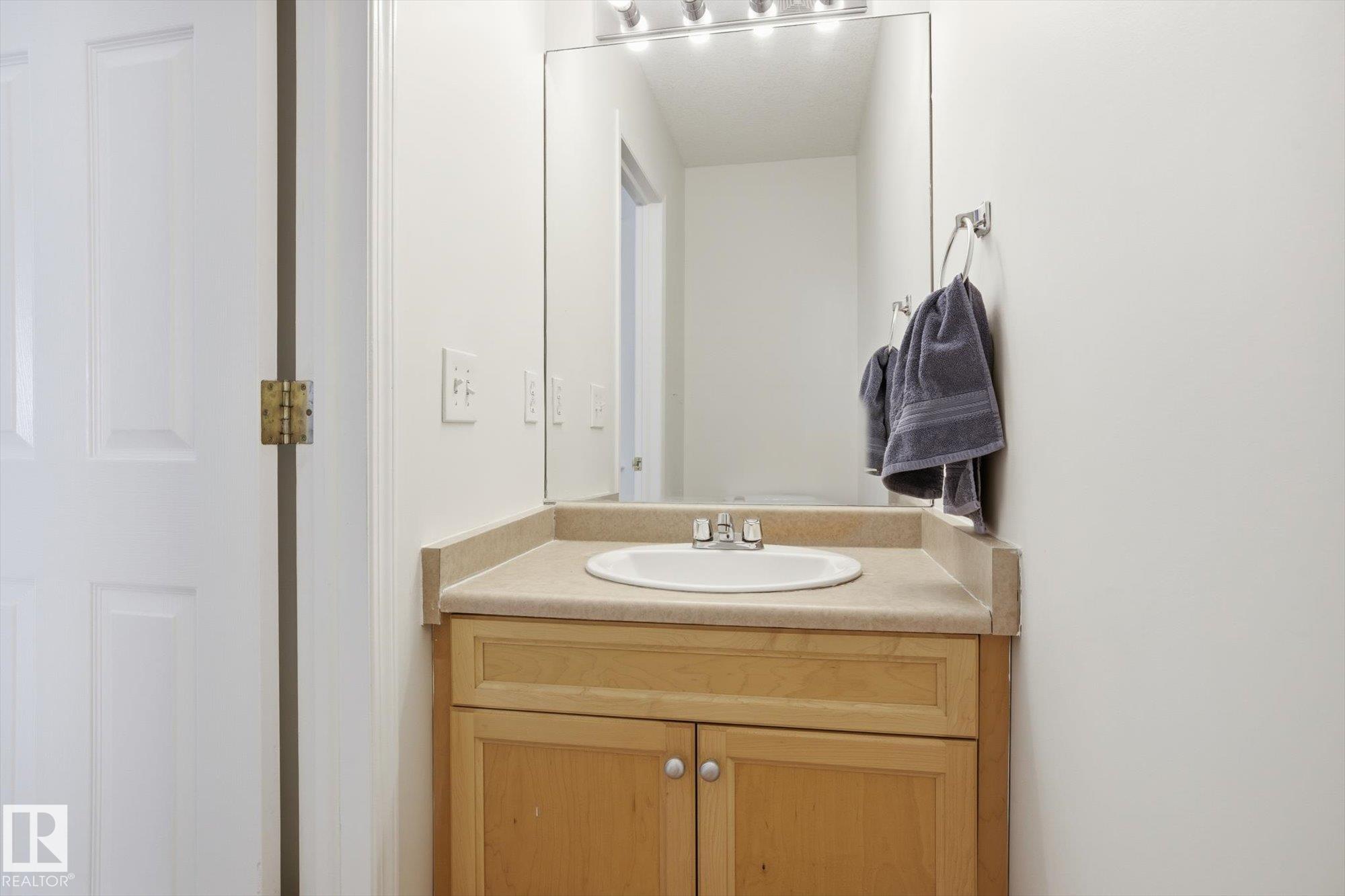 Photo 15 at 17 - 16933 115 Street NW, Canossa, Edmonton