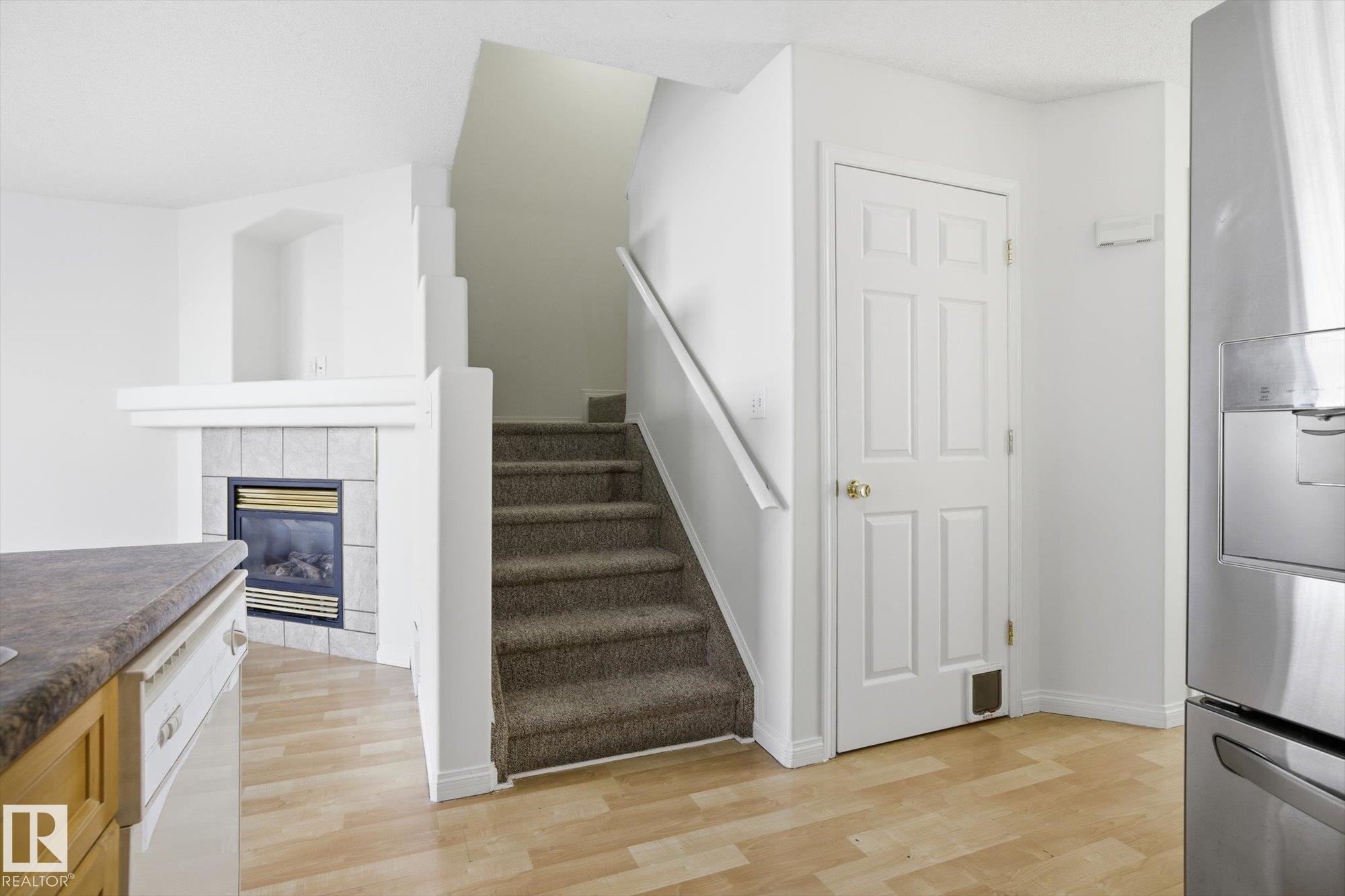 Photo 16 at 17 - 16933 115 Street NW, Canossa, Edmonton