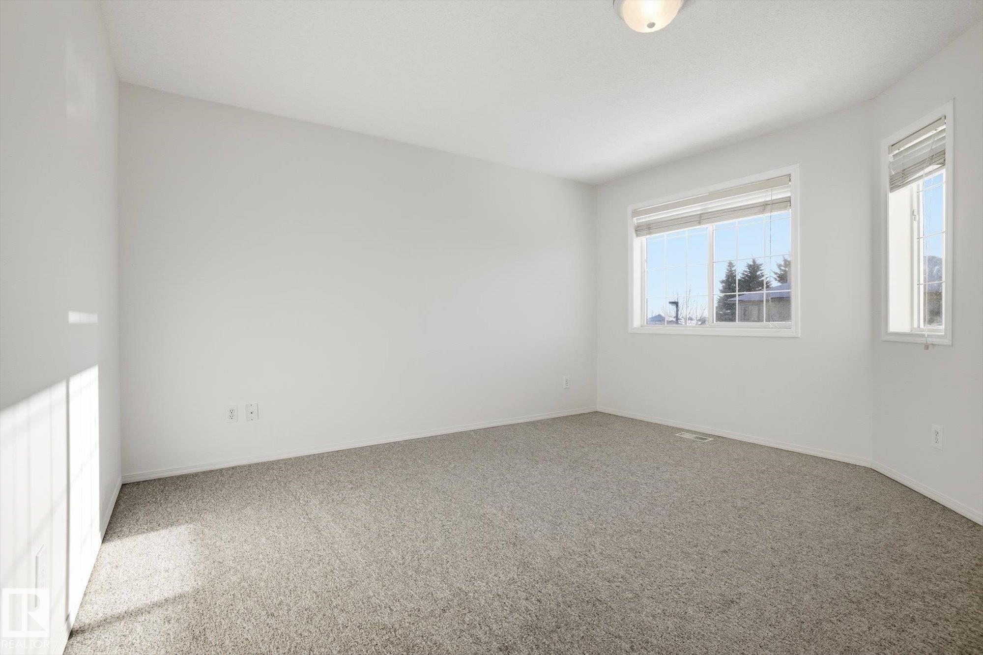 Photo 17 at 17 - 16933 115 Street NW, Canossa, Edmonton