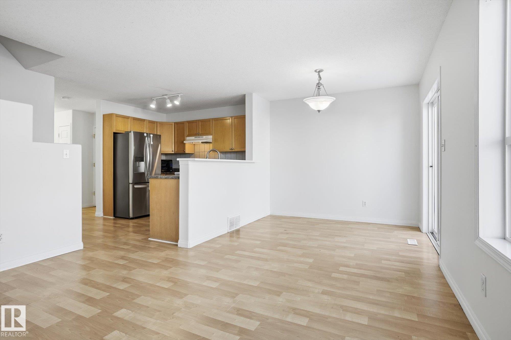 Photo 7 at 17 - 16933 115 Street NW, Canossa, Edmonton