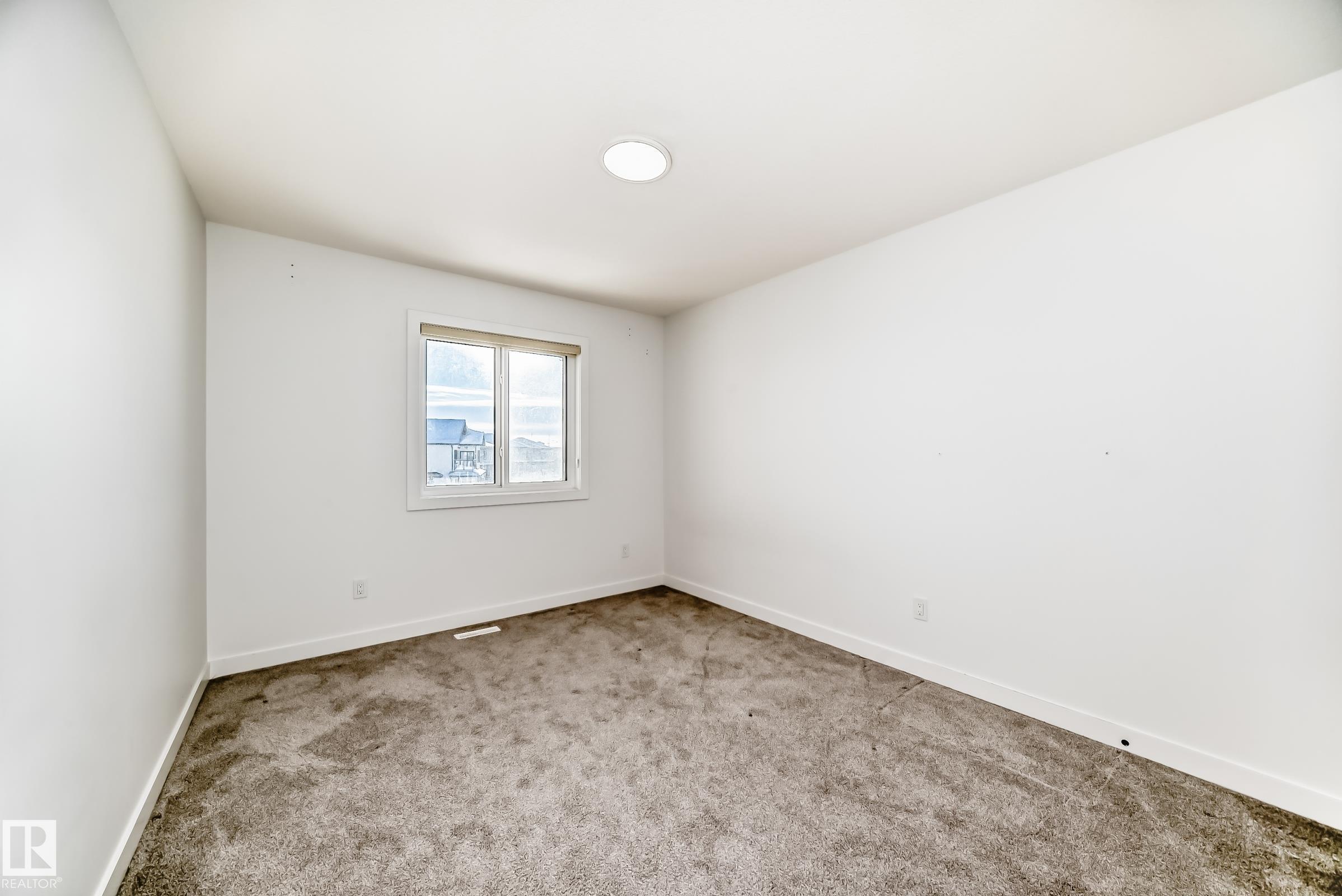 Photo 34 at 9219 183 Avenue NW, Klarvatten, Edmonton
