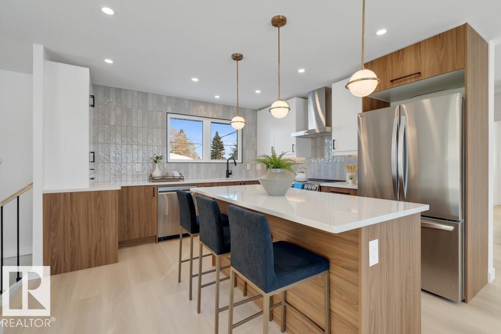 6408 88 Avenue NW, Kenilworth, Edmonton