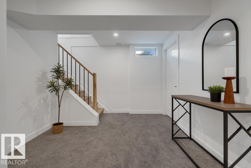 Photo 26 at 6408 88 Avenue NW, Kenilworth, Edmonton