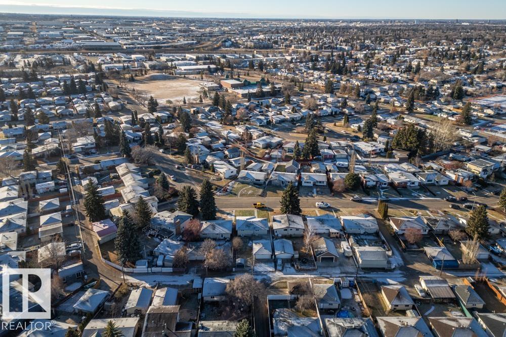 Photo 48 at 6408 88 Avenue NW, Kenilworth, Edmonton