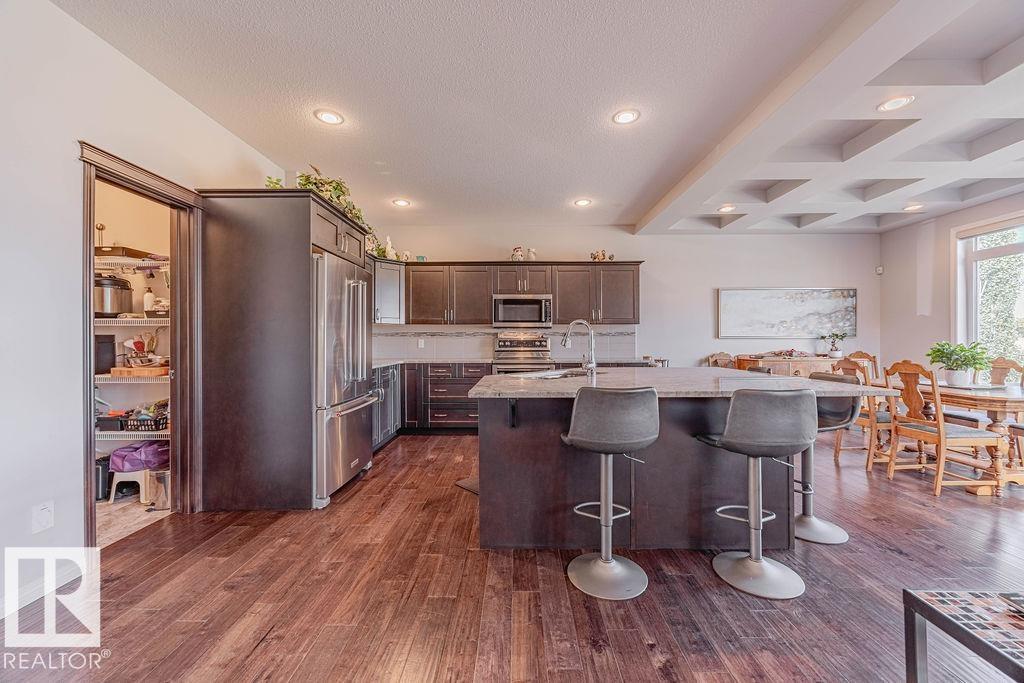 Photo 17 at 1019 Coopers Hawk Link NW, Hawks Ridge, Edmonton