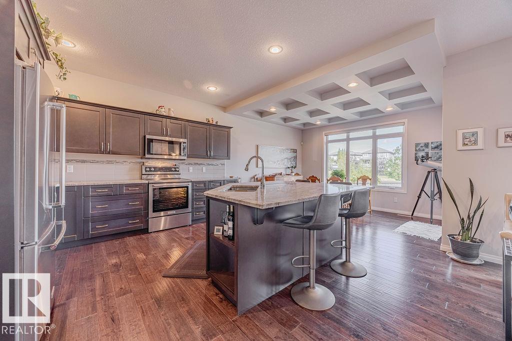 Photo 18 at 1019 Coopers Hawk Link NW, Hawks Ridge, Edmonton