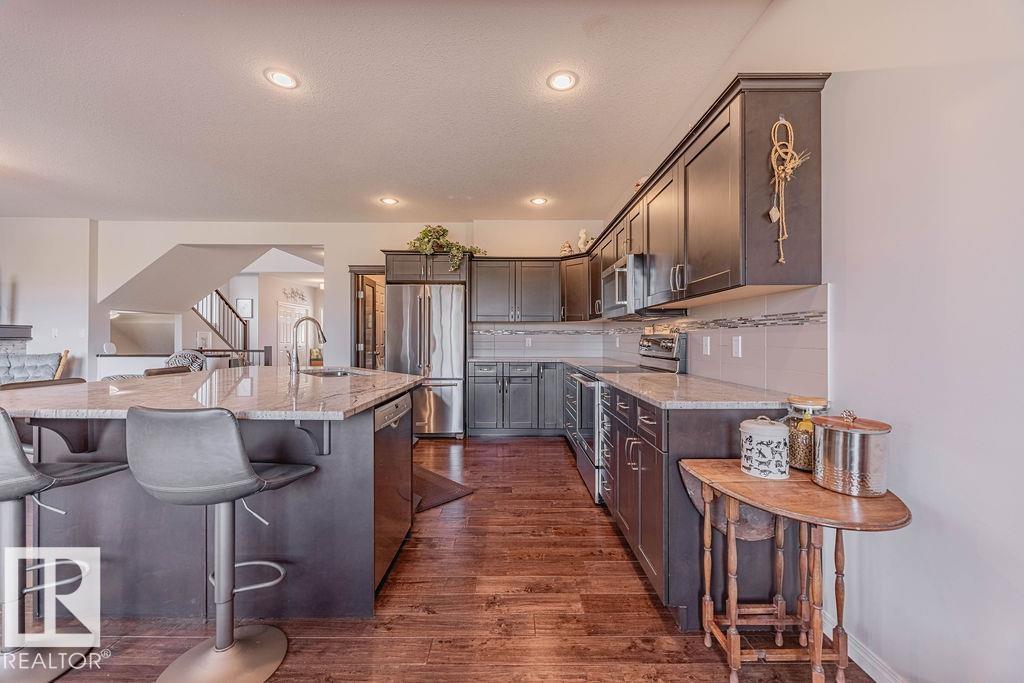 Photo 21 at 1019 Coopers Hawk Link NW, Hawks Ridge, Edmonton