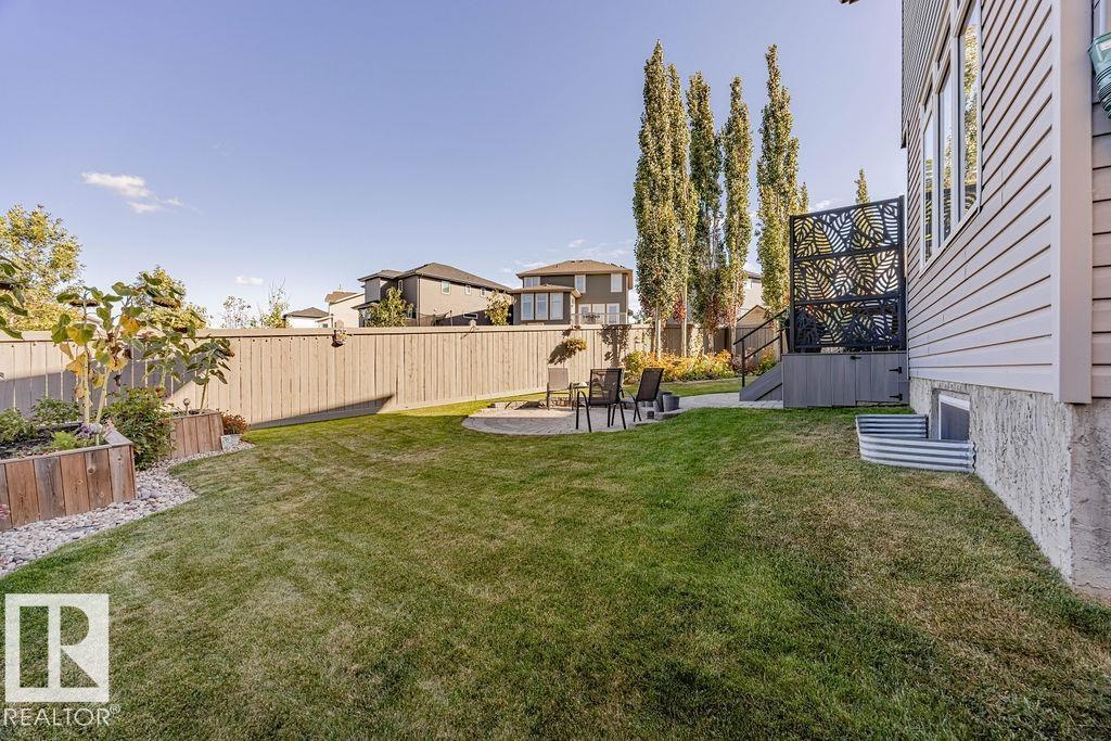 Photo 58 at 1019 Coopers Hawk Link NW, Hawks Ridge, Edmonton