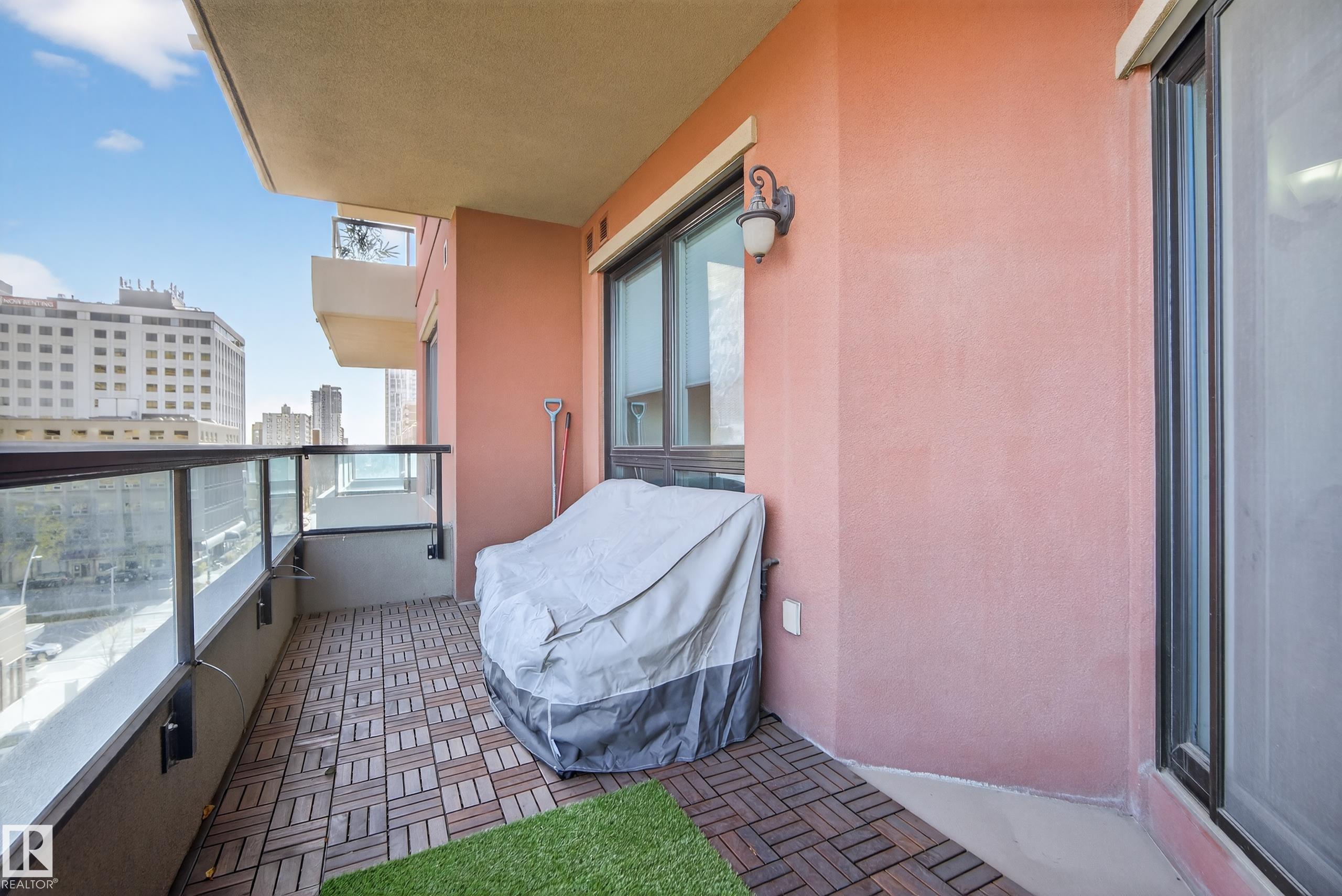 Photo 25 at 603 - 10142 111 Street NW, Wîhkwêntôwin, Edmonton