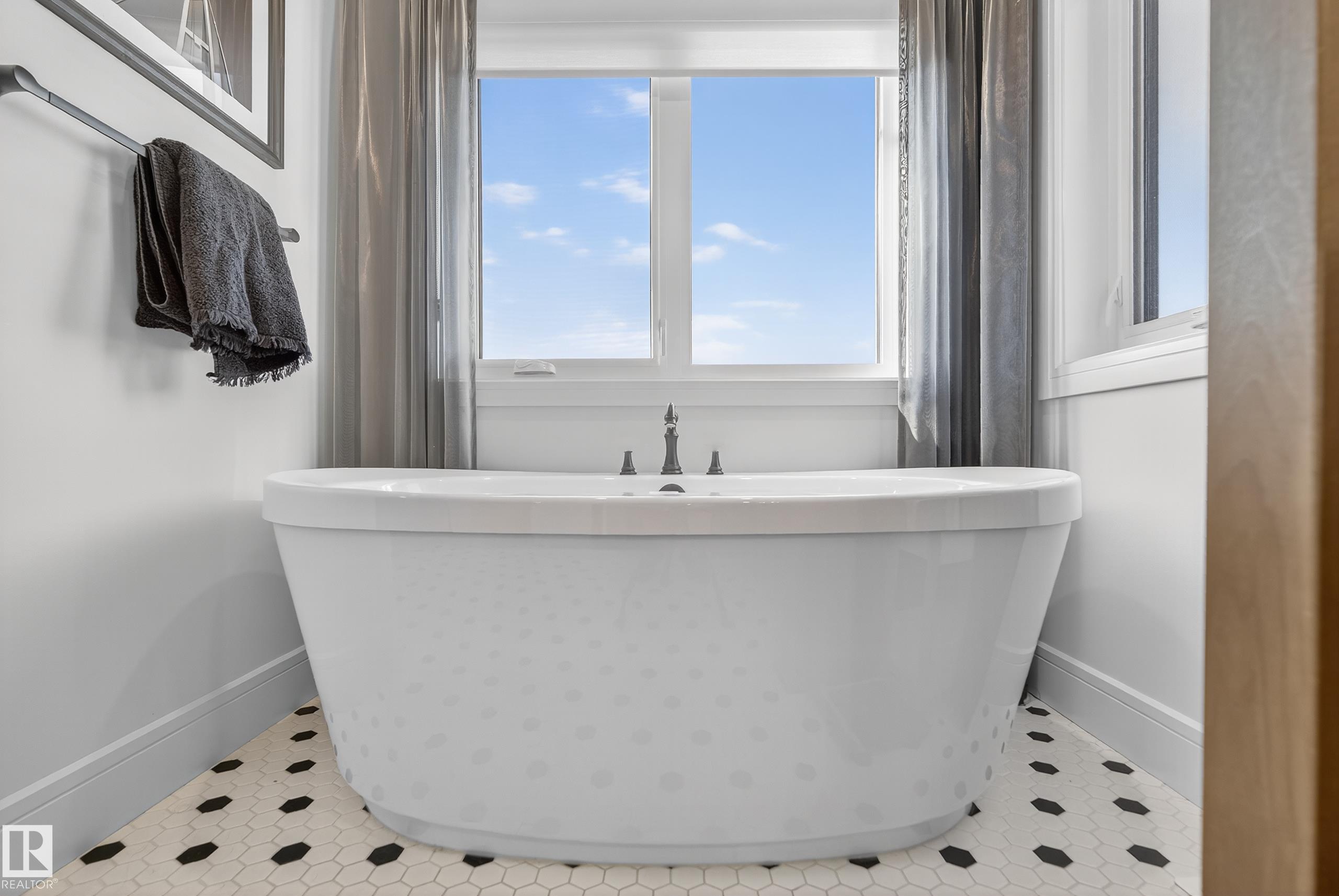 Photo 41 at 7 Jubilation Drive, Jensen Lakes, St. Albert