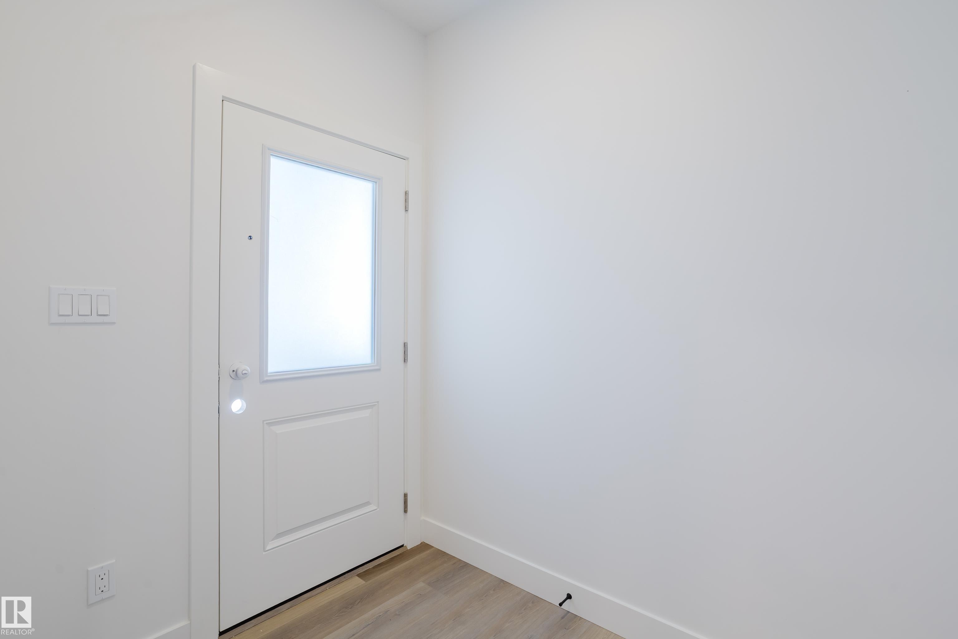 Picture for 805 ELDERBERRY CO NW