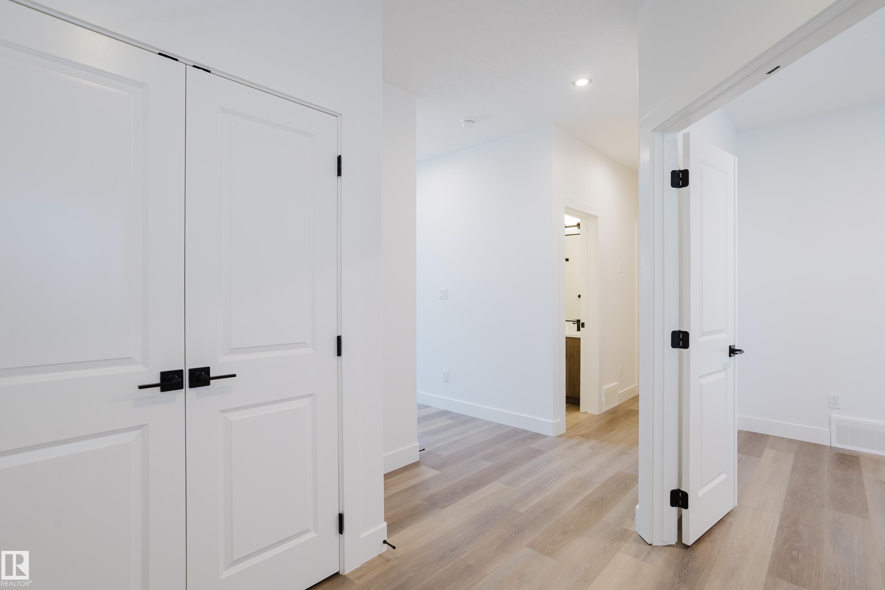 Picture for 805 ELDERBERRY CO NW