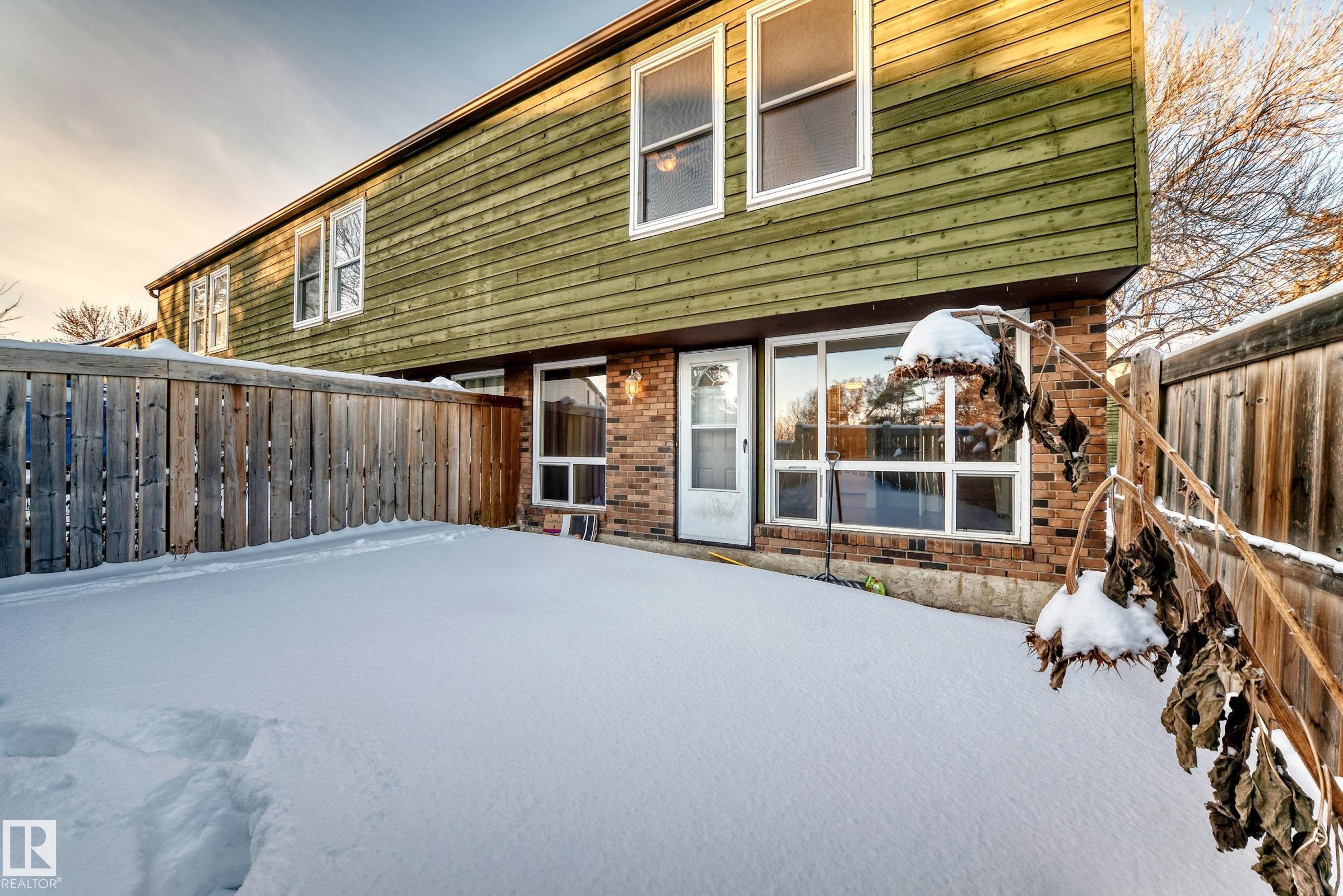 Photo 21 at 531 Abbottsfield Road NW, Abbottsfield, Edmonton