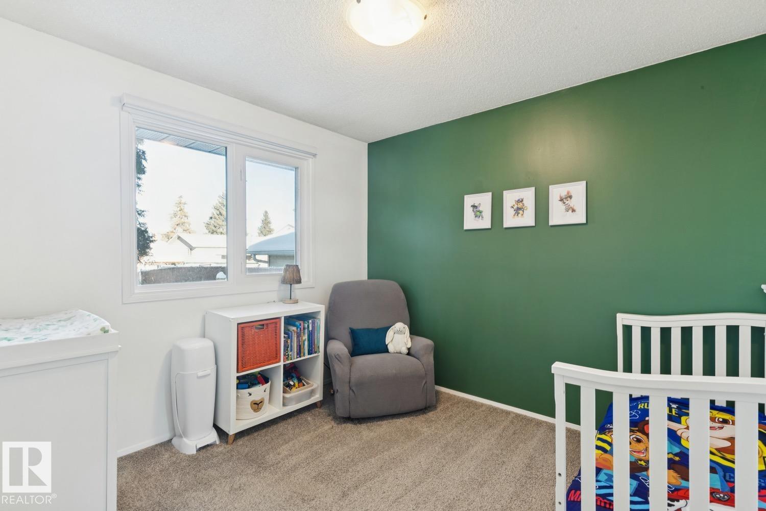 Photo 19 at 6412 36 Avenue NW, Hillview, Edmonton