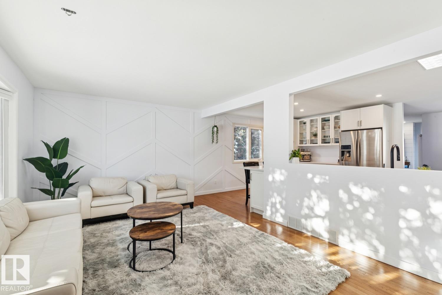 6412 36 Avenue NW, Hillview, Edmonton