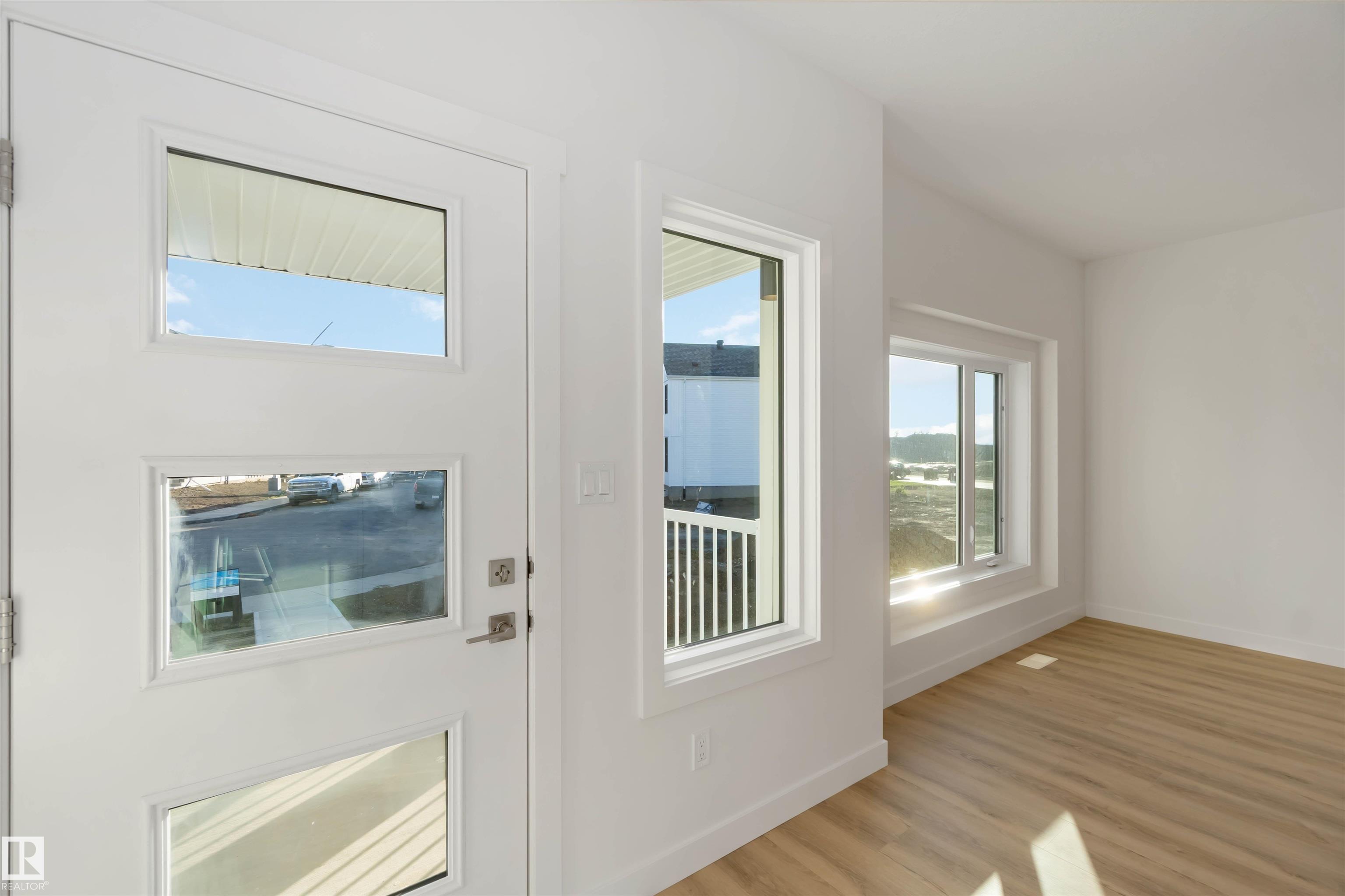 Photo 6 at 17306 6a Street NE, Marquis, Edmonton