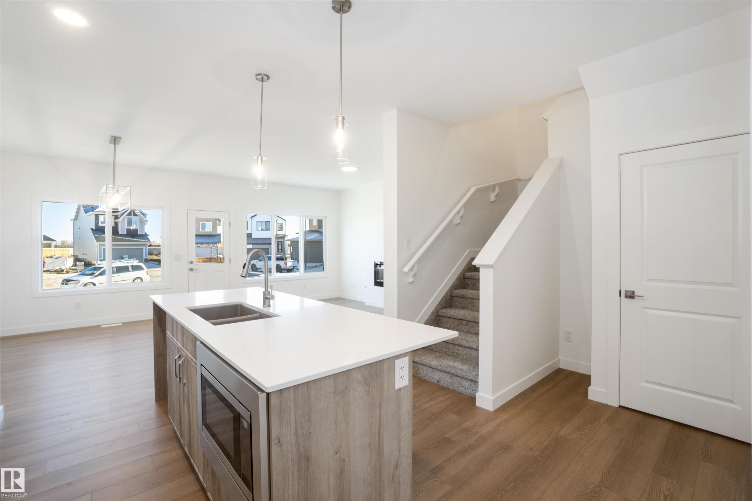 Photo 13 at 2011 191 Street NW, River's Edge, Edmonton