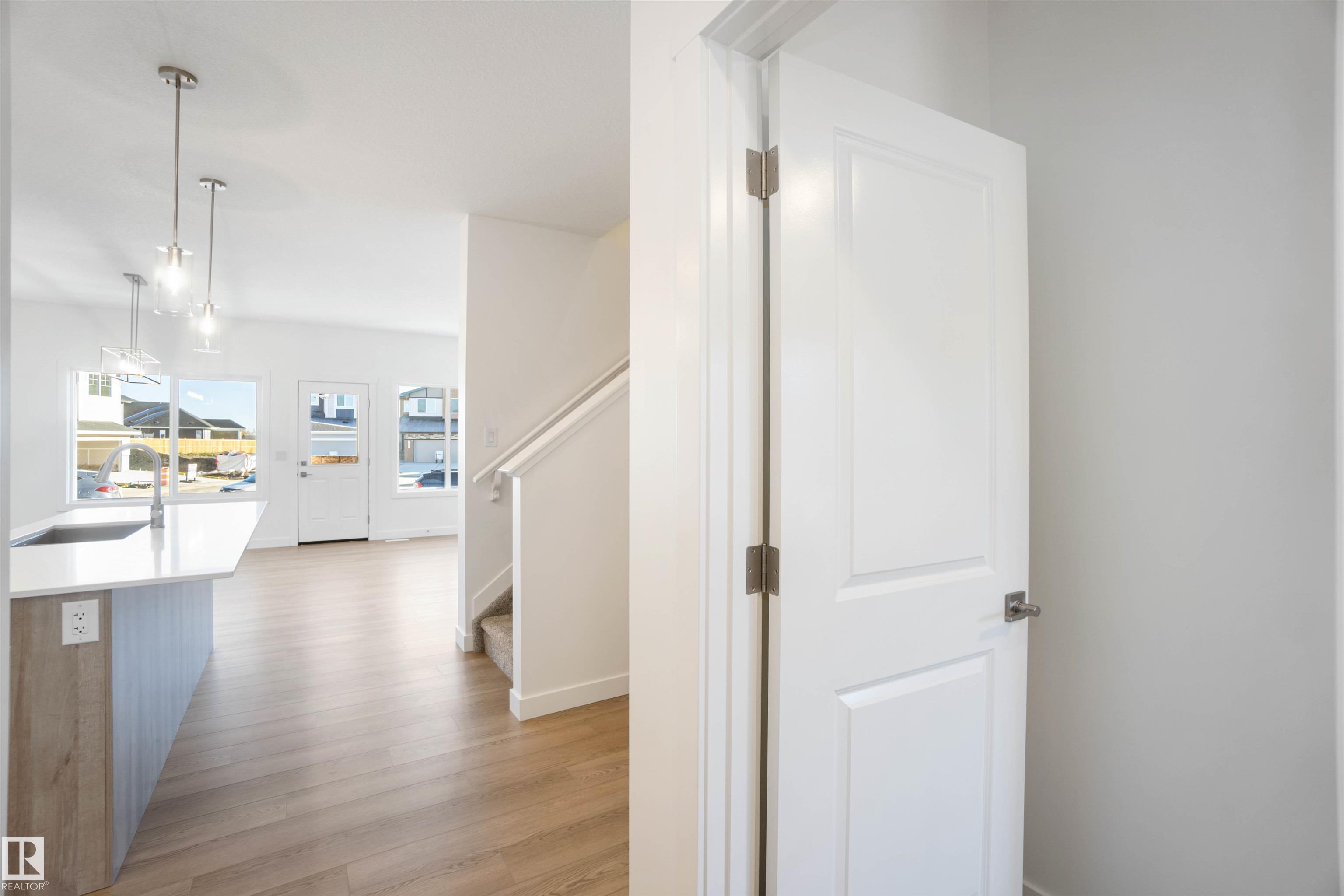 Photo 9 at 2011 191 Street NW, River's Edge, Edmonton