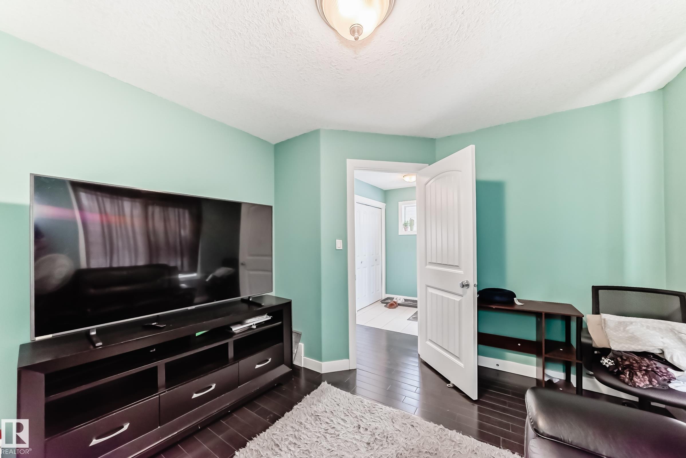 Photo 18 at 10316 162 Street NW, Britannia Youngstown, Edmonton