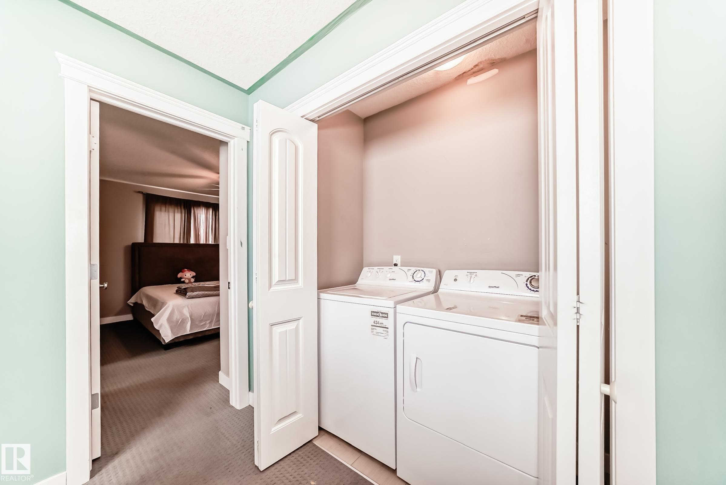 Photo 37 at 10316 162 Street NW, Britannia Youngstown, Edmonton