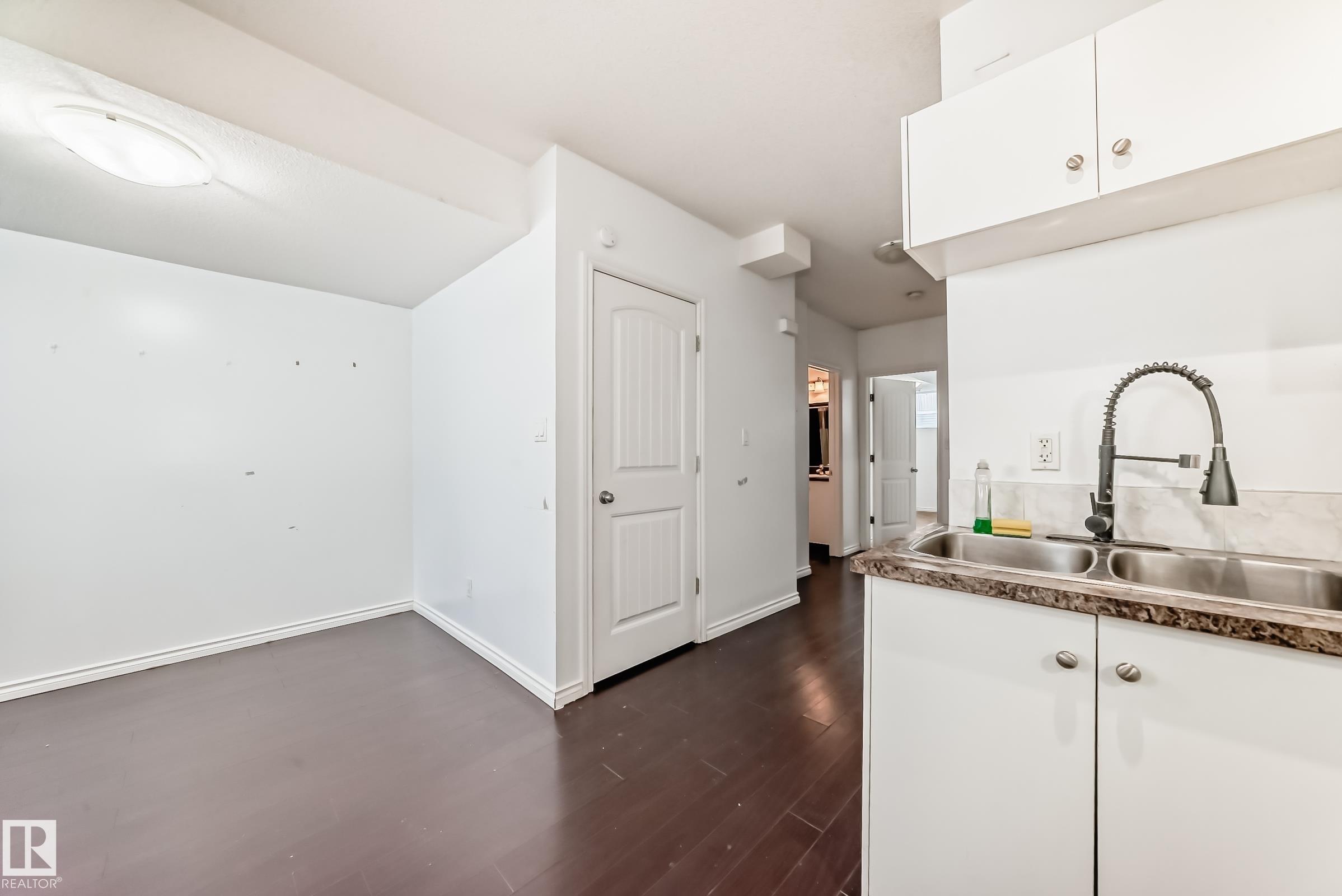 Photo 44 at 10316 162 Street NW, Britannia Youngstown, Edmonton