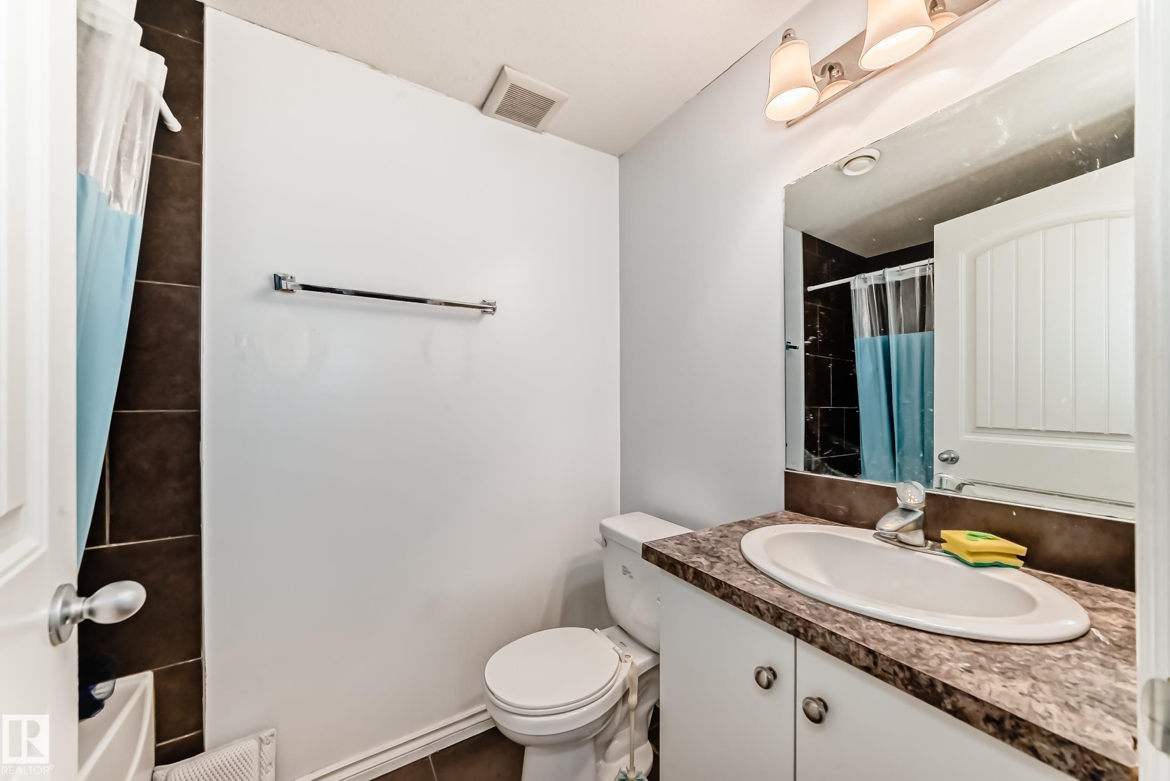 Photo 52 at 10316 162 Street NW, Britannia Youngstown, Edmonton