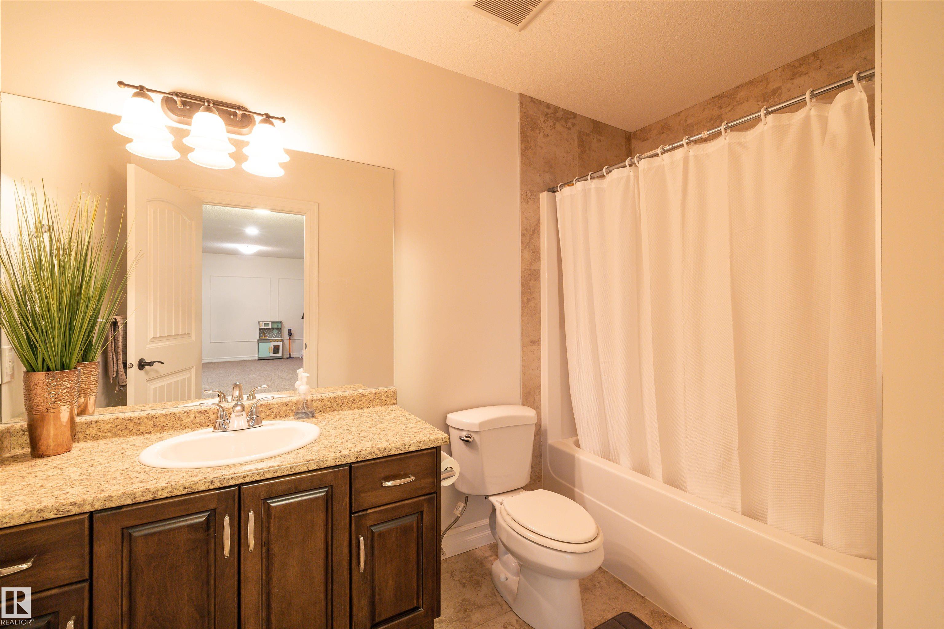 Photo 32 at 17003 71 Street NW, Schonsee, Edmonton