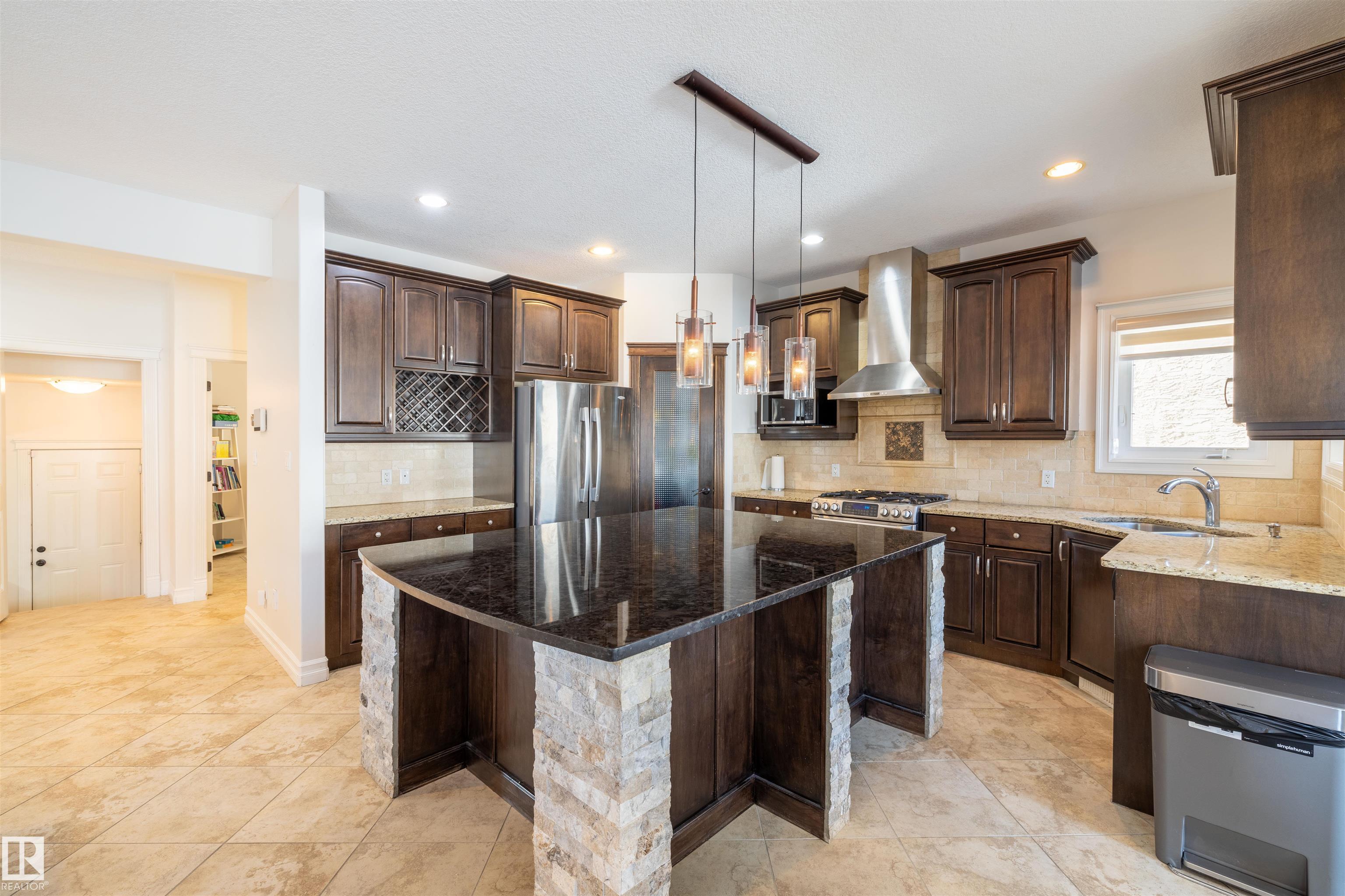 Photo 8 at 17003 71 Street NW, Schonsee, Edmonton