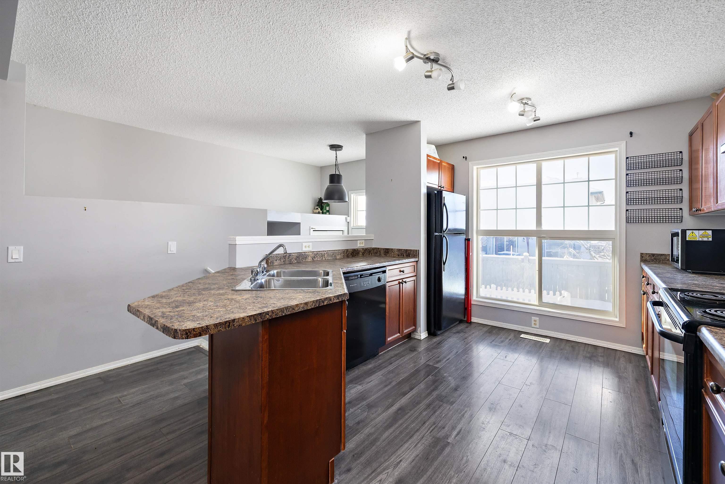 Photo 8 at 72 - 5604 199 Street NW, The Hamptons, Edmonton