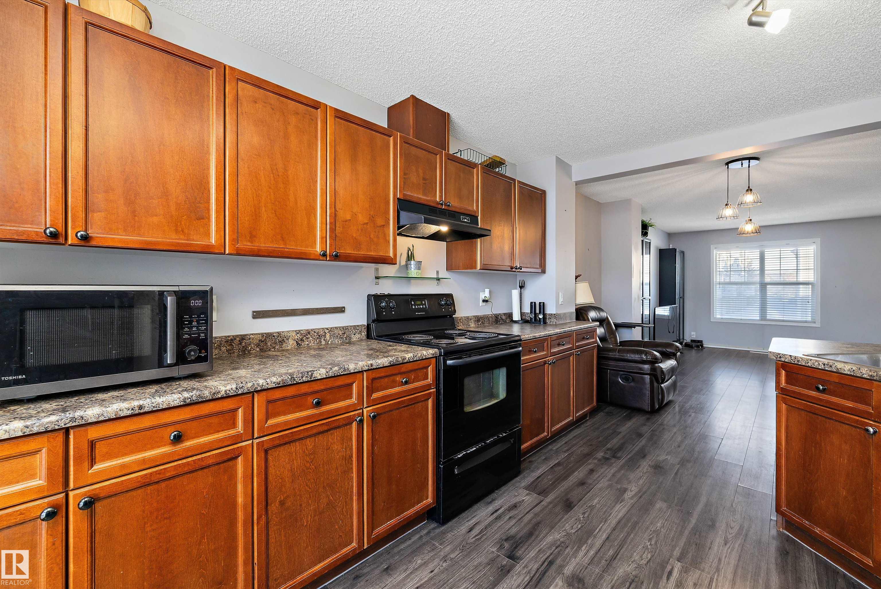 Photo 10 at 72 - 5604 199 Street NW, The Hamptons, Edmonton