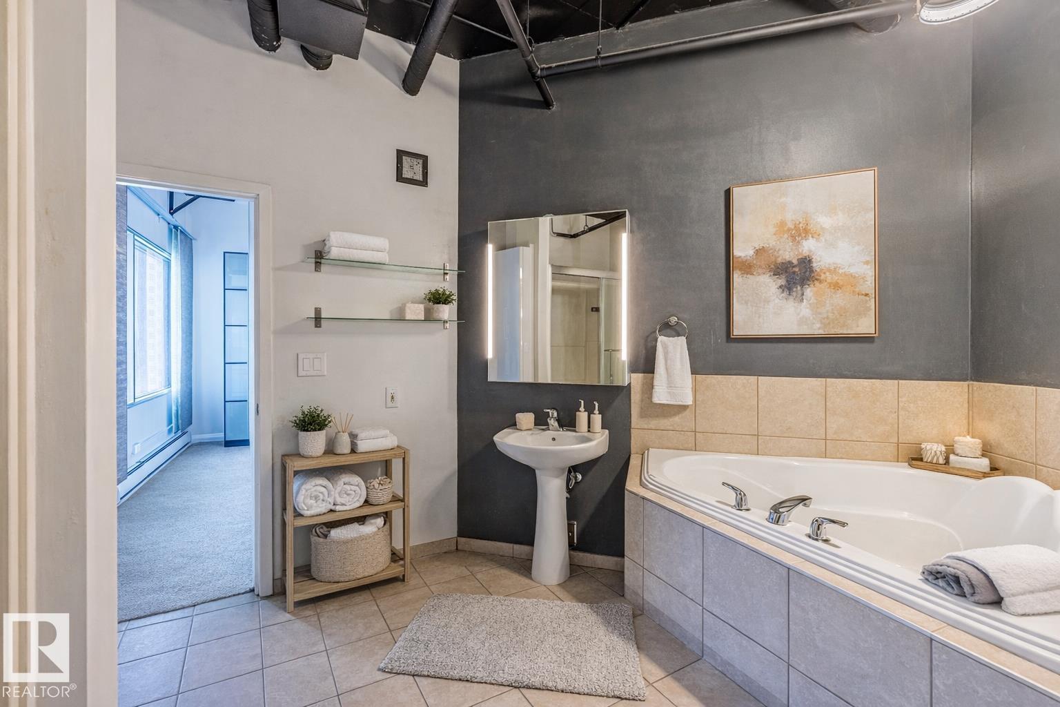 Photo 9 at 303 - 10179 105 Street NW, Downtown, Edmonton