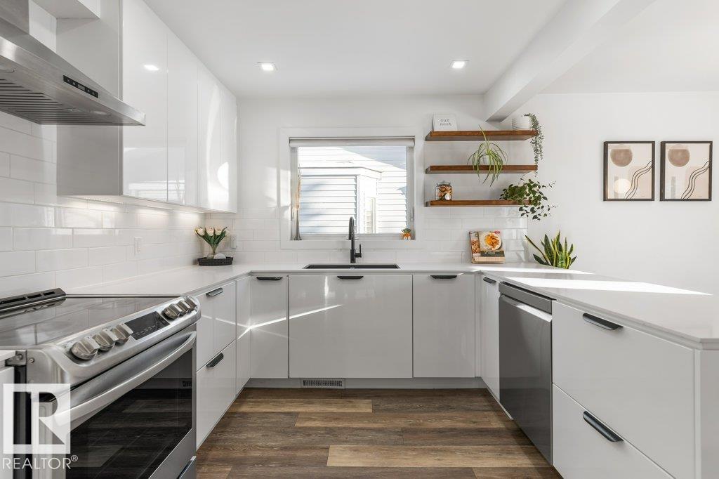 Photo 11 at 106 Dorchester Drive, Deer Ridge, St. Albert