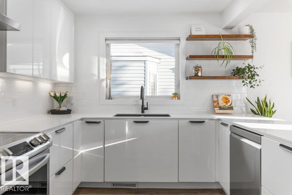 Photo 12 at 106 Dorchester Drive, Deer Ridge, St. Albert