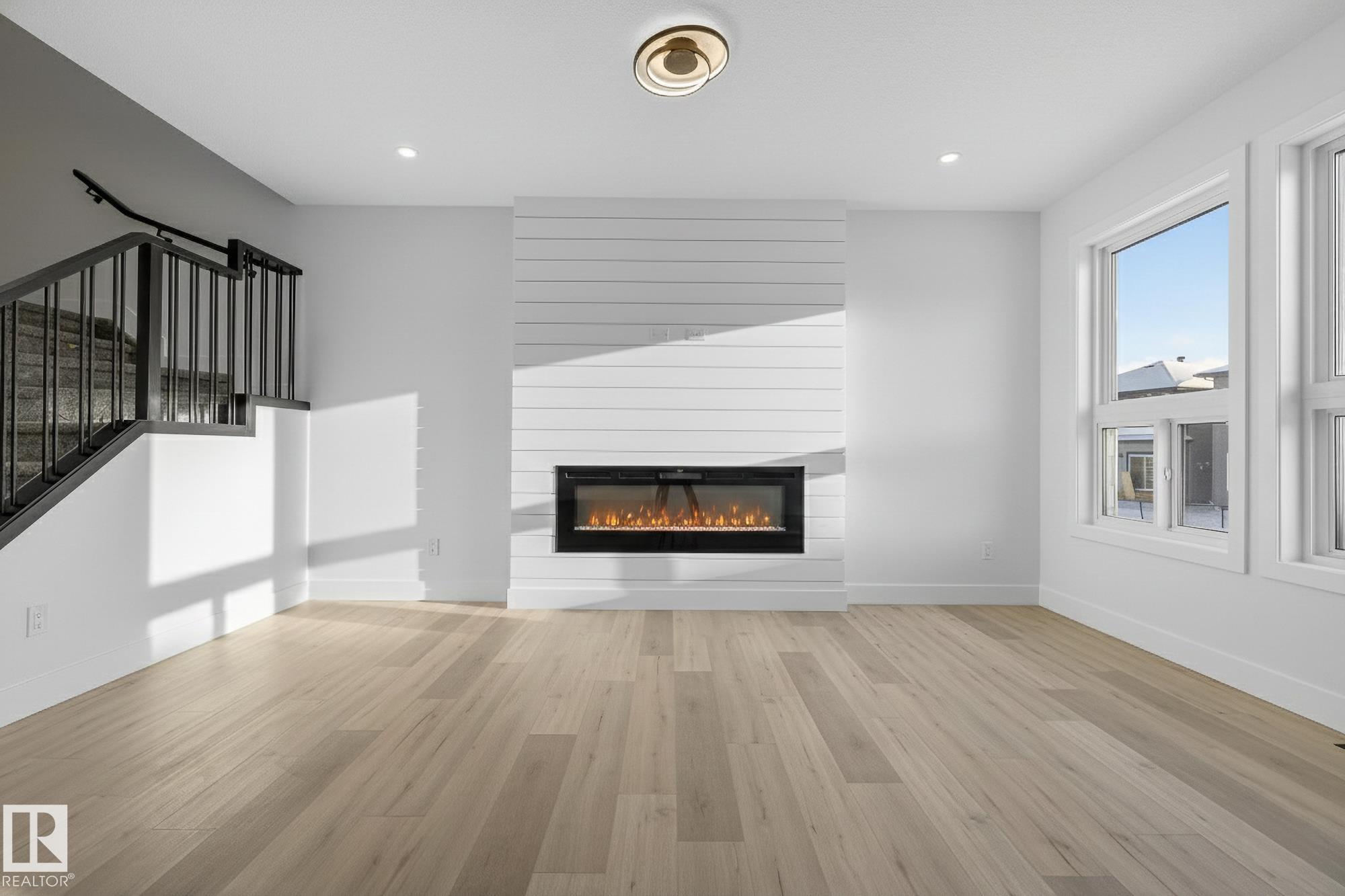 Photo 13 at 8815 182 Avenue NW, Klarvatten, Edmonton