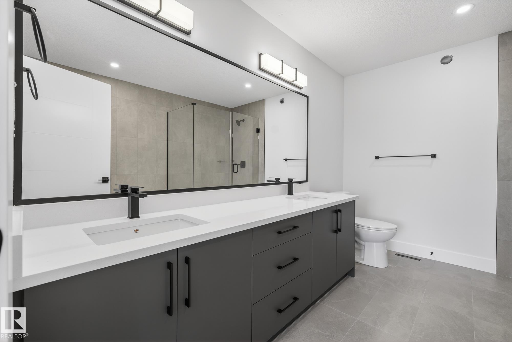 Photo 6 at 8815 182 Avenue NW, Klarvatten, Edmonton