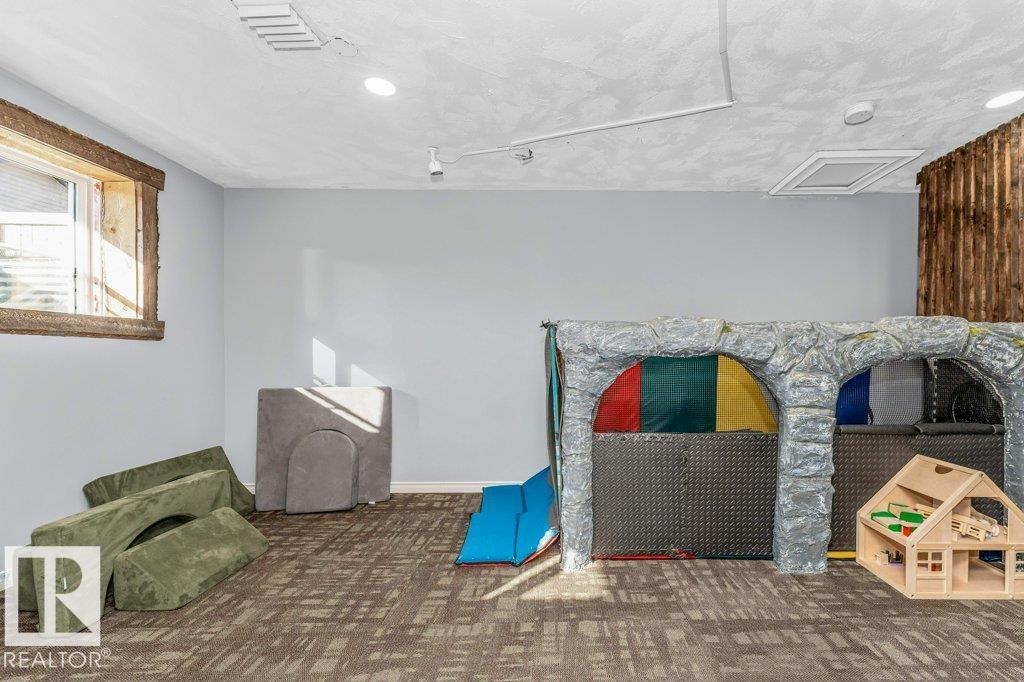 Photo 36 at 407 Watt Boulevard SW, Walker, Edmonton