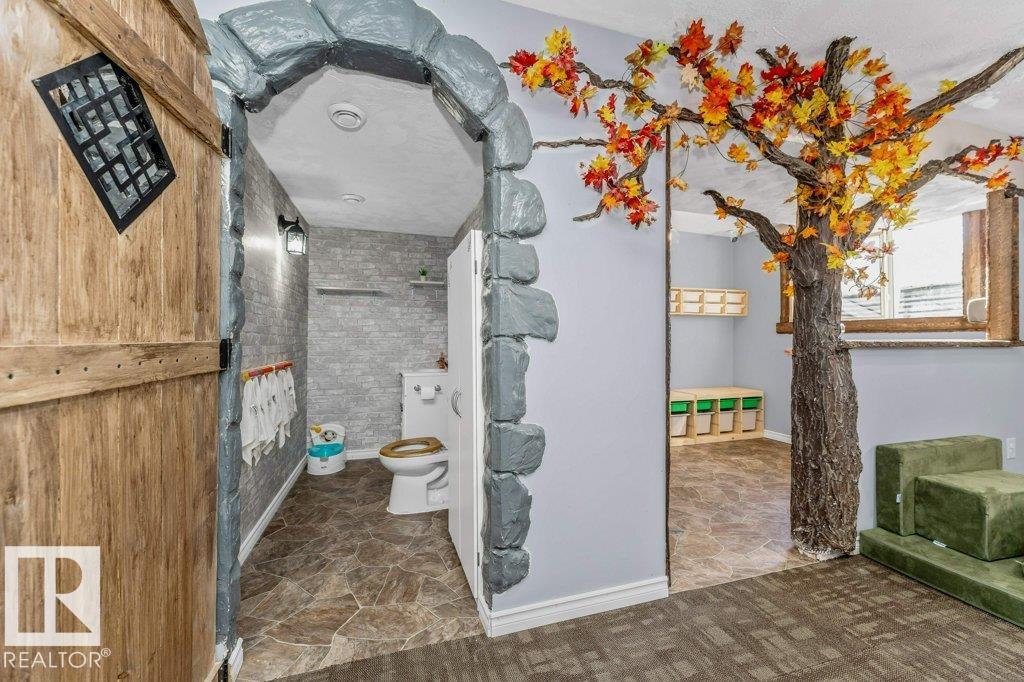 Photo 38 at 407 Watt Boulevard SW, Walker, Edmonton