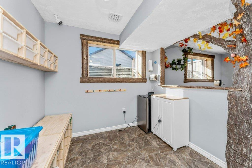 Photo 42 at 407 Watt Boulevard SW, Walker, Edmonton