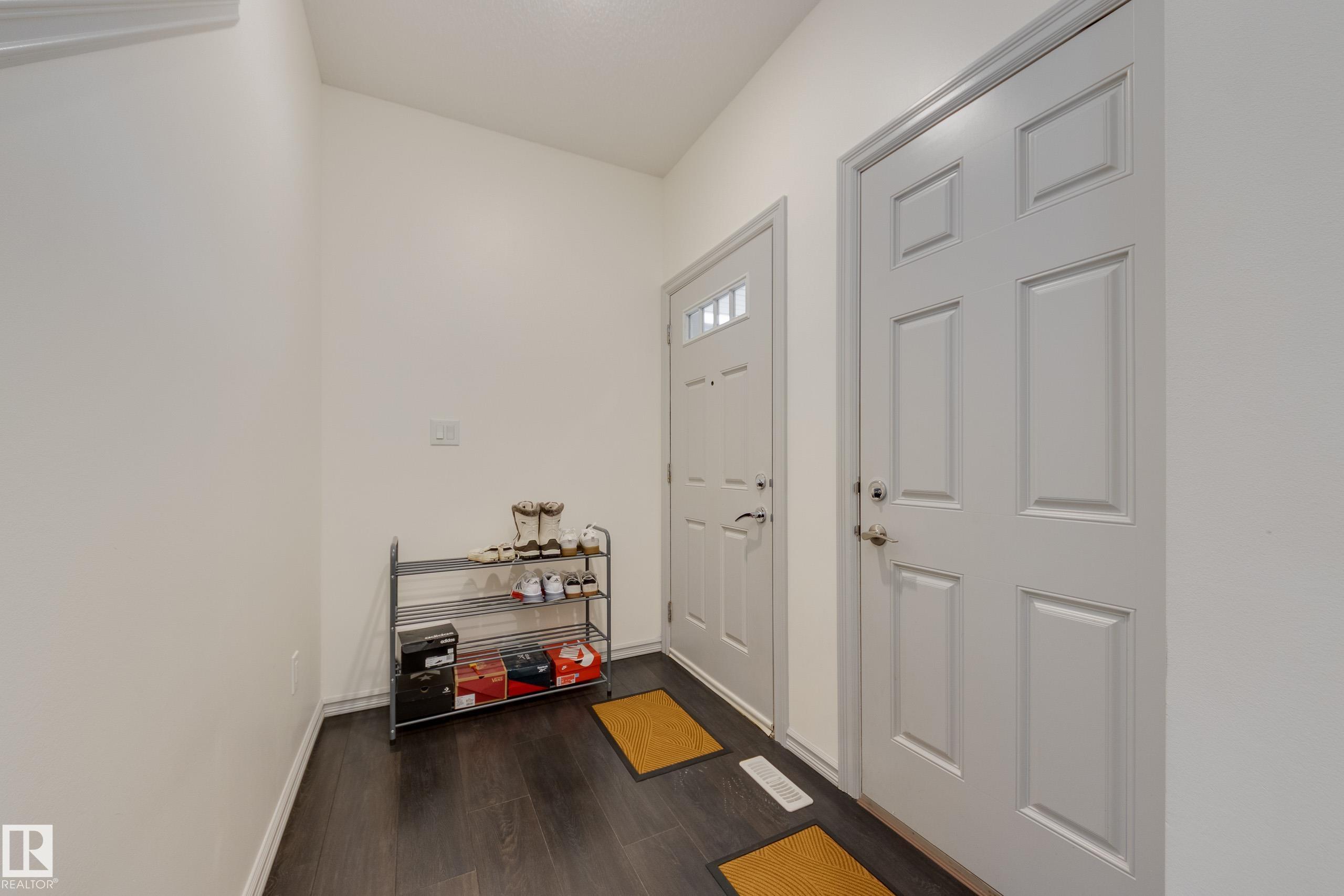 1717 Dumont Crescent SW, Desrochers Area, Edmonton