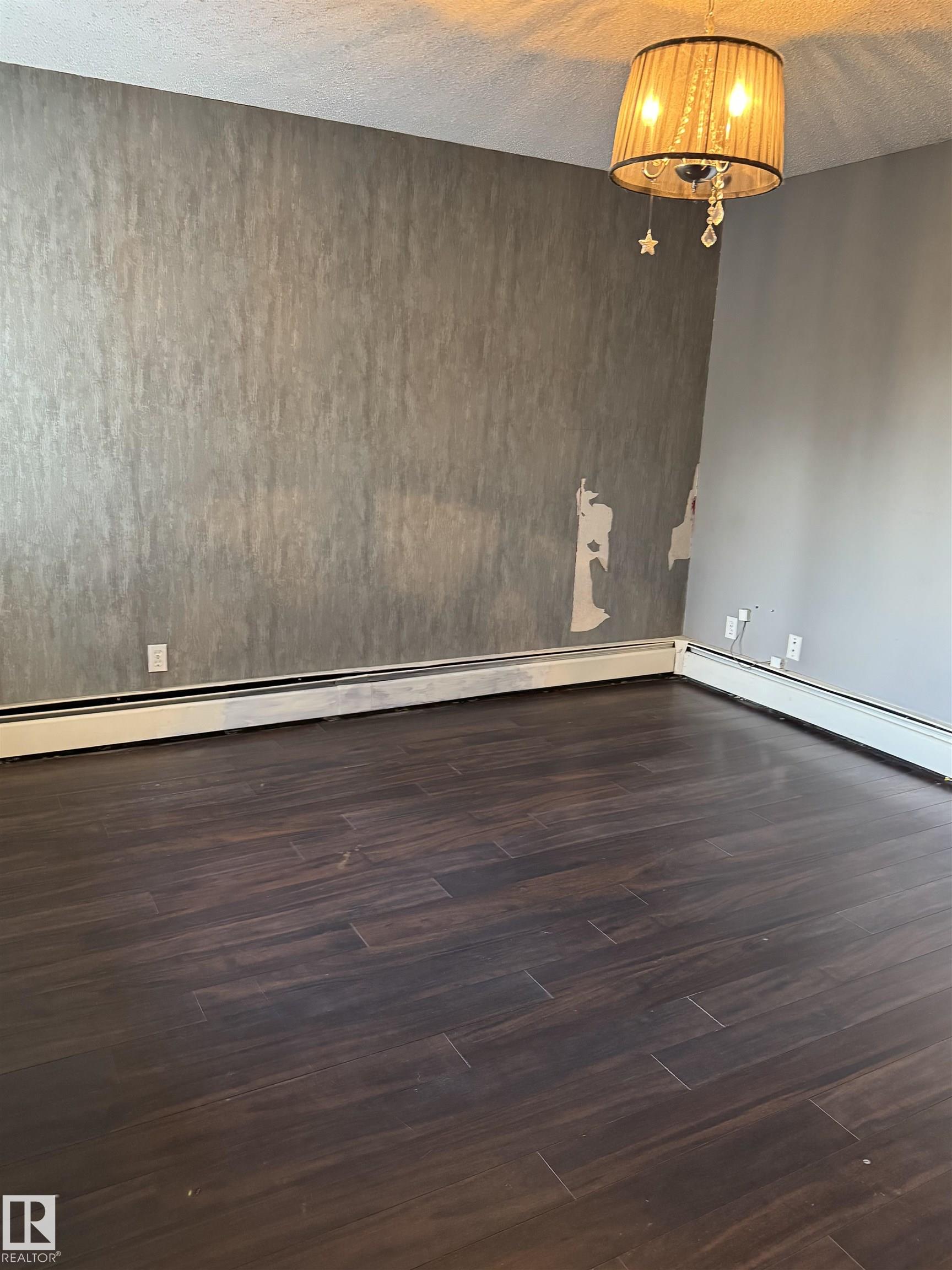 Photo 6 at 425 - 11217 103 Avenue NW, Wîhkwêntôwin, Edmonton