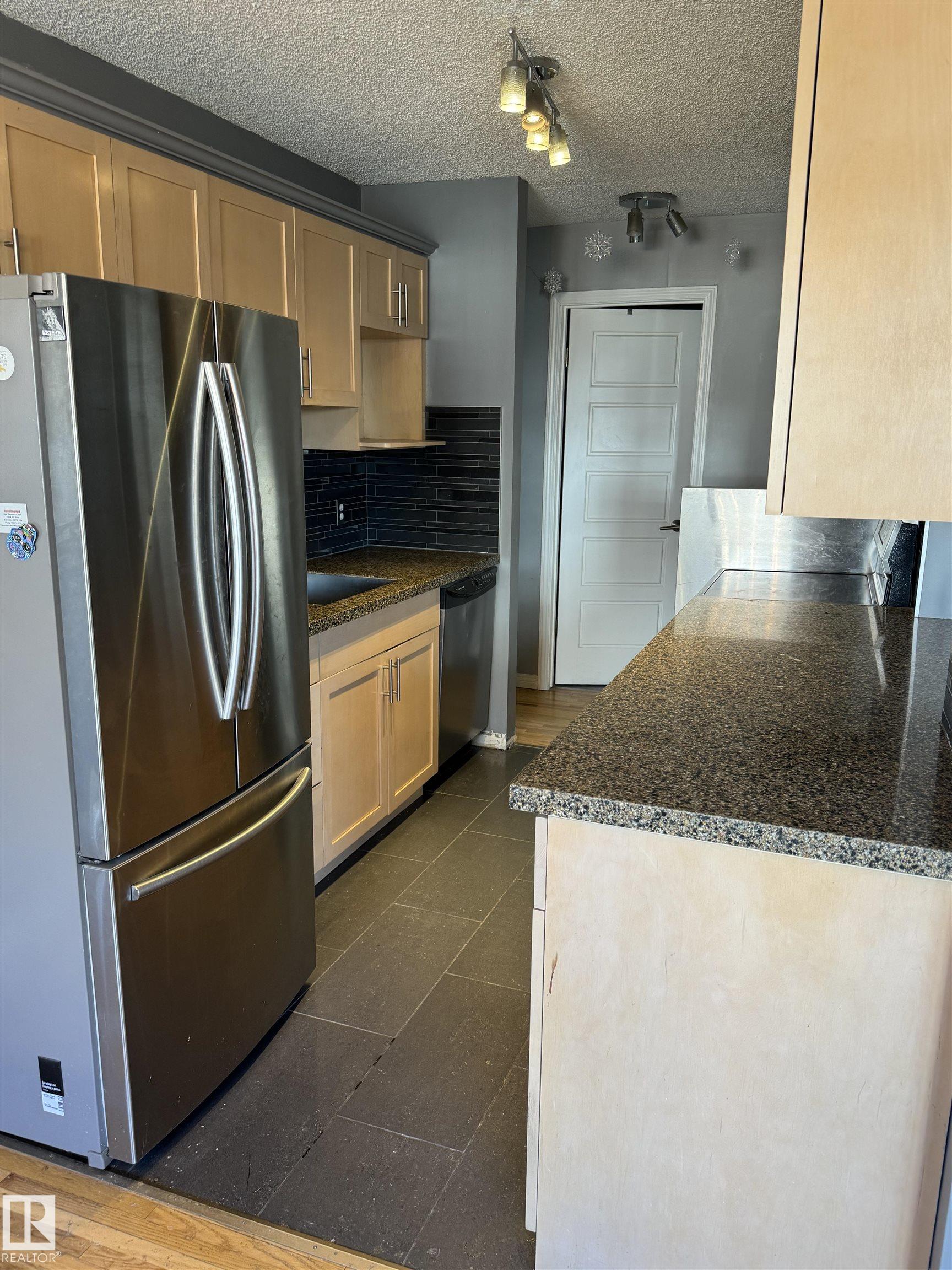 Photo 8 at 425 - 11217 103 Avenue NW, Wîhkwêntôwin, Edmonton