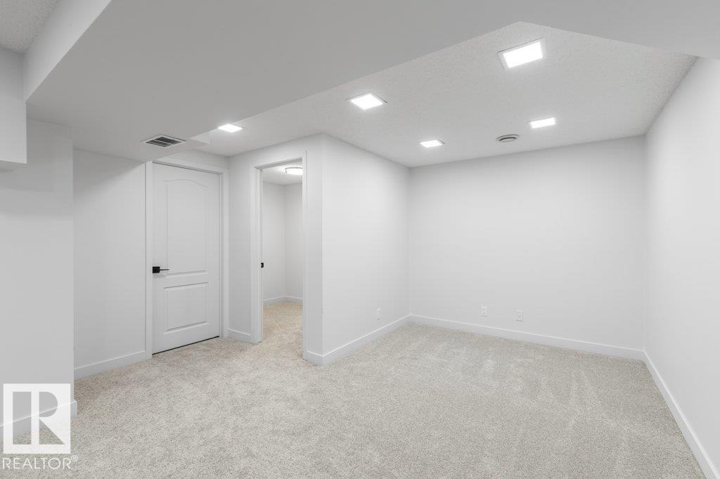 Photo 39 at 324 Grandin Village, Grandin, St. Albert