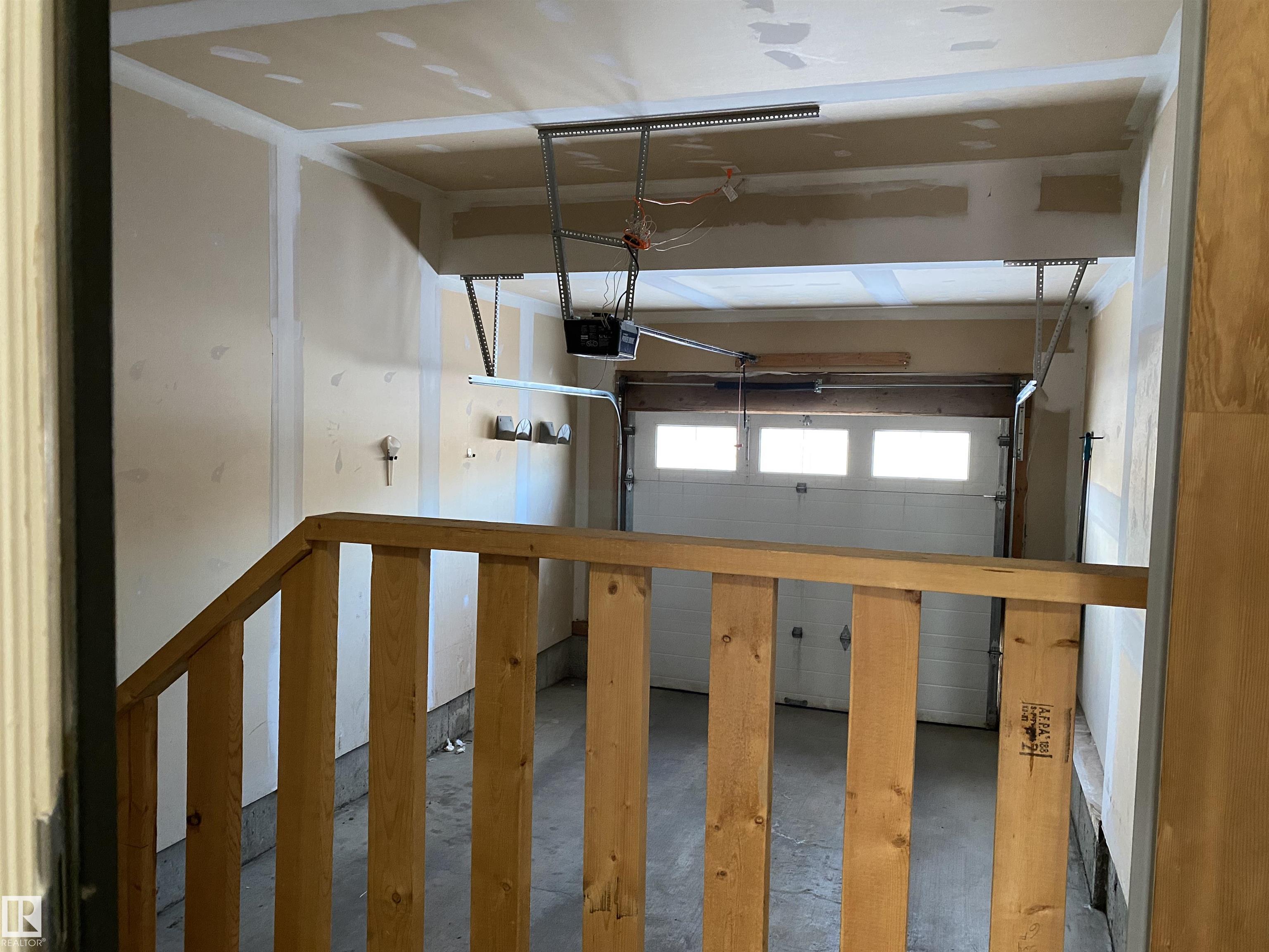 Photo 15 at 6411 18 Avenue SW, Walker, Edmonton