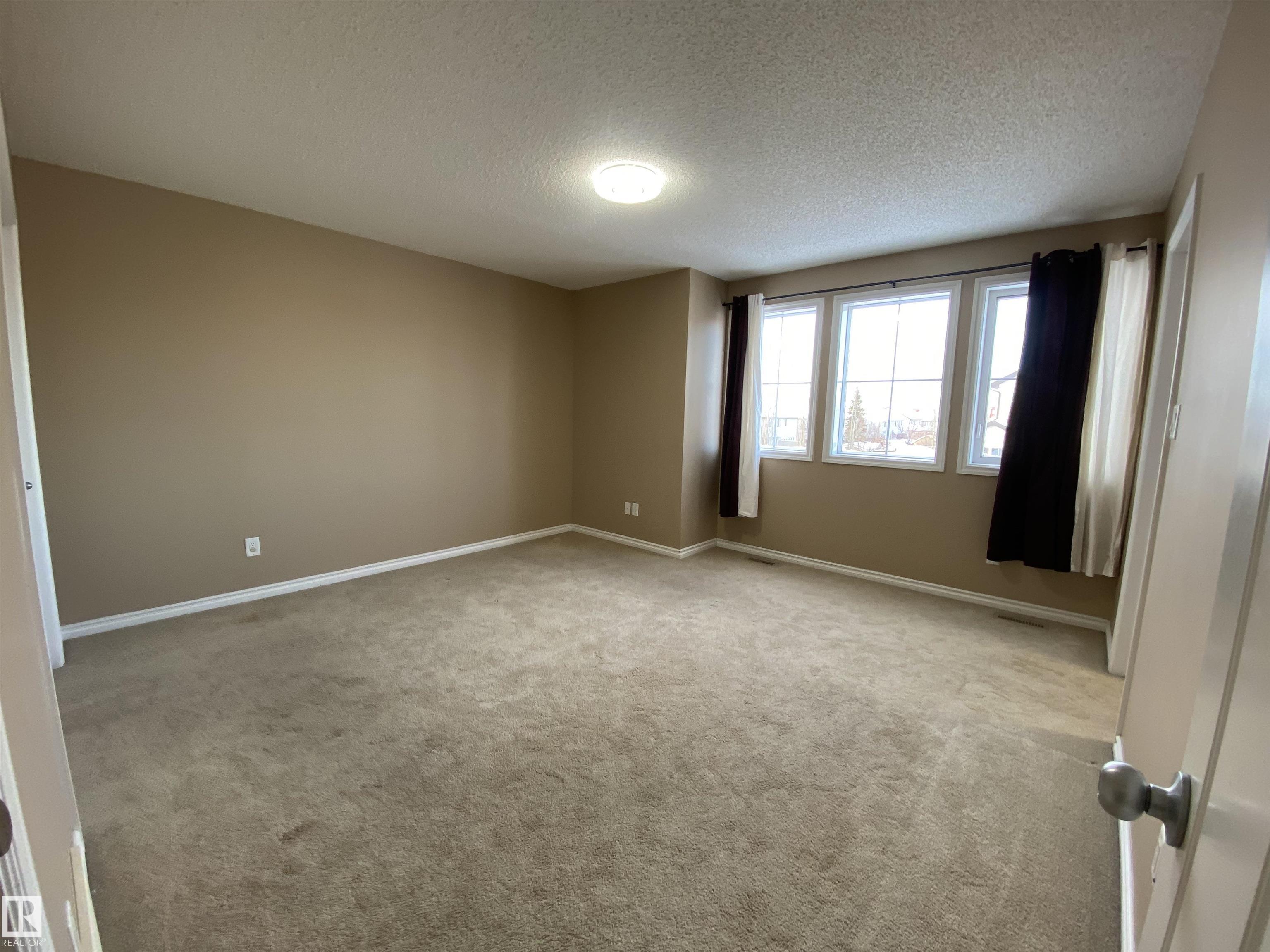 Photo 23 at 6411 18 Avenue SW, Walker, Edmonton