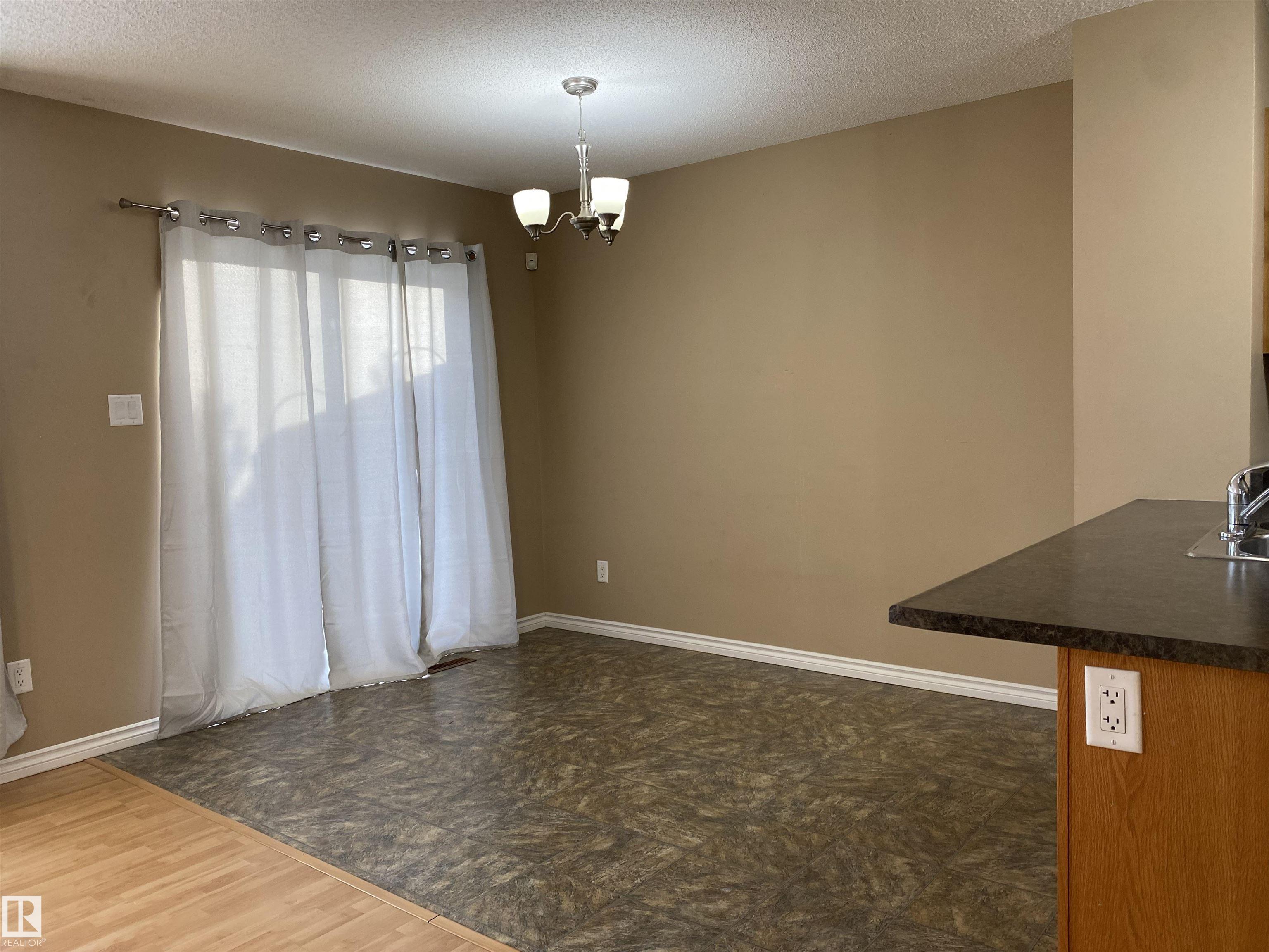 Photo 9 at 6411 18 Avenue SW, Walker, Edmonton