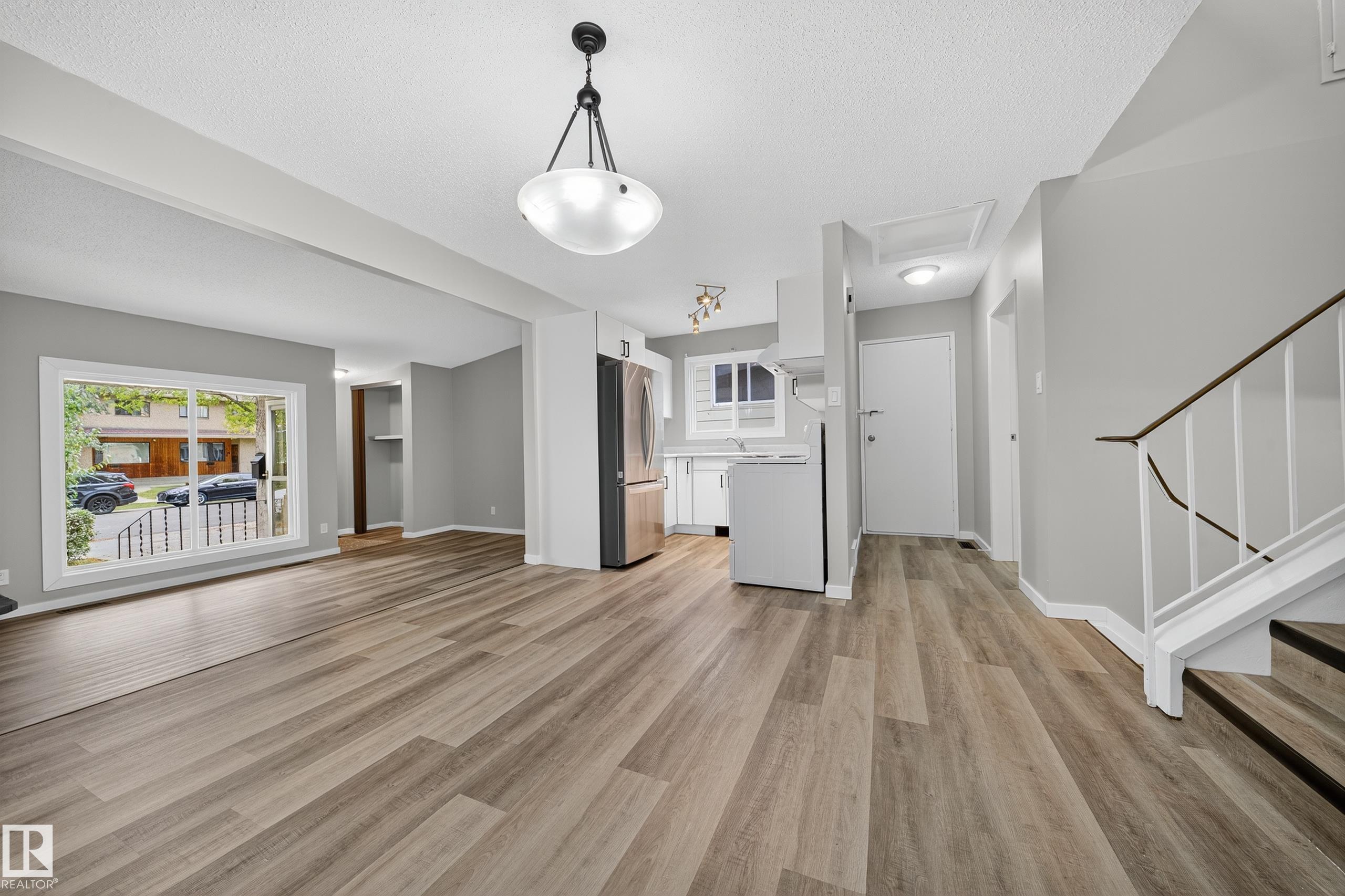 Photo 18 at 10313 150 Street NW, Canora, Edmonton