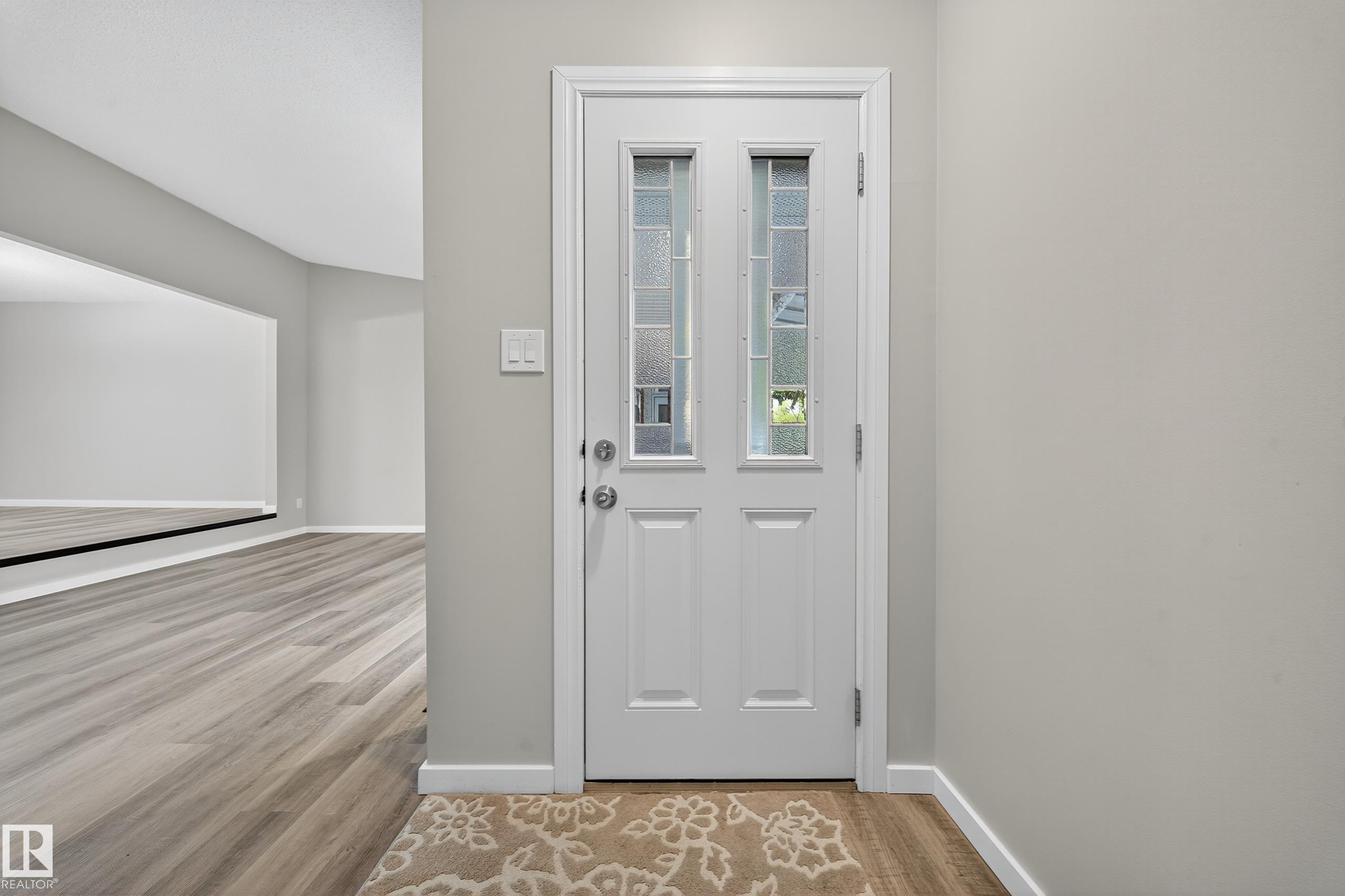 Photo 7 at 10313 150 Street NW, Canora, Edmonton